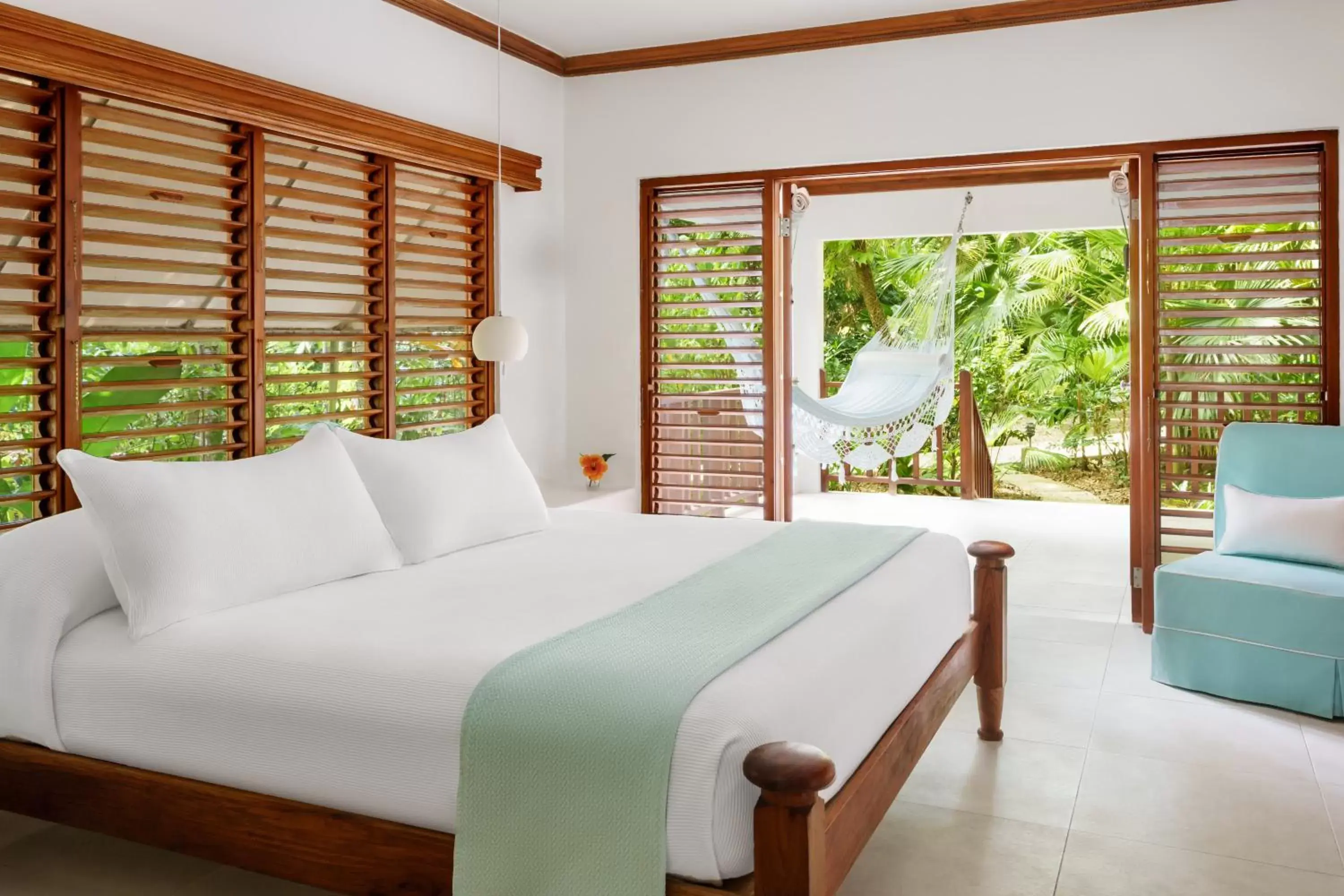 Atrium Suite in Couples Swept Away Atrium Suite in Couples Swept Away