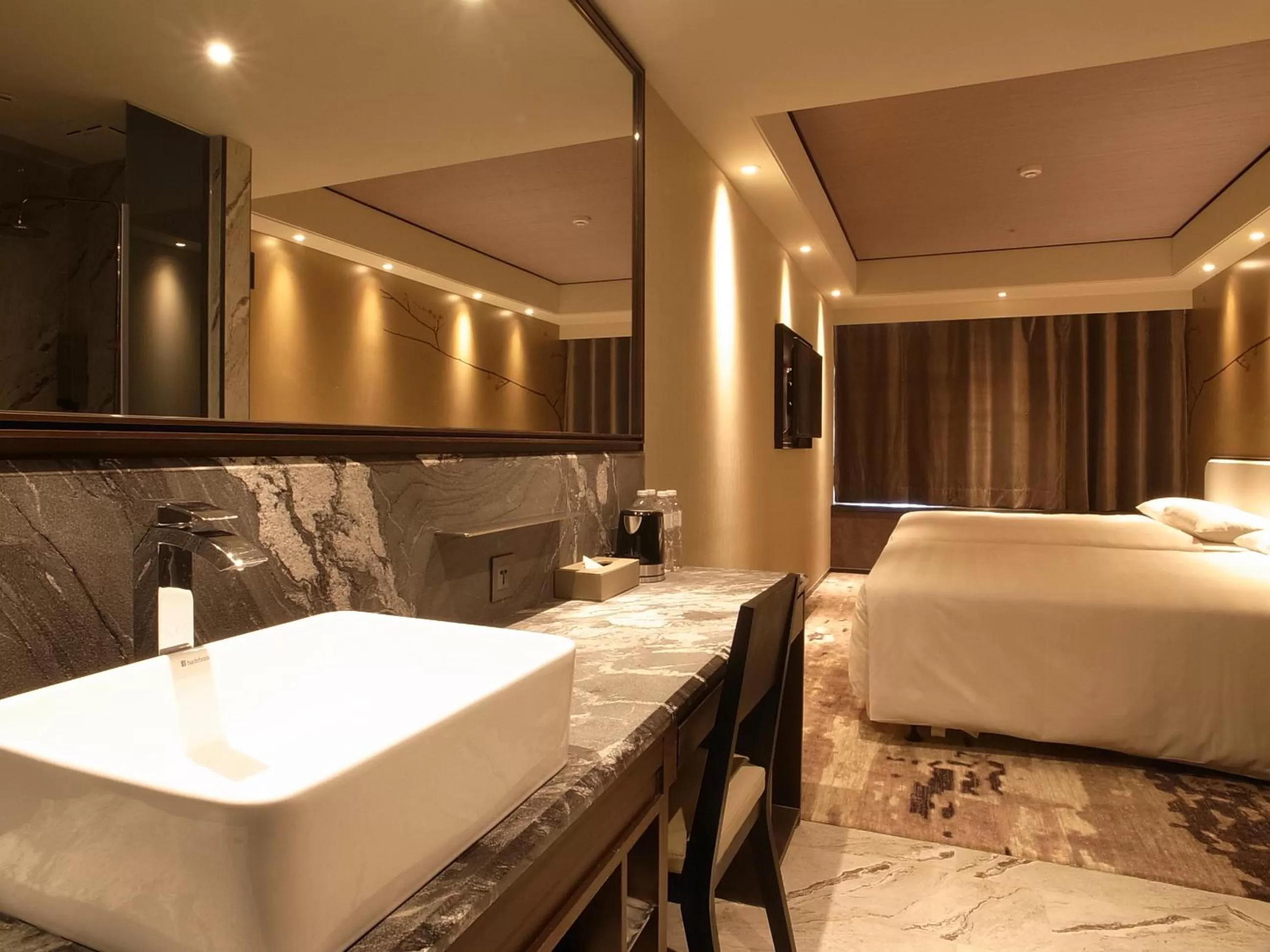 Bedroom, Bed in Hotel Midtown Richardson - Kaohsiung Bo'ai