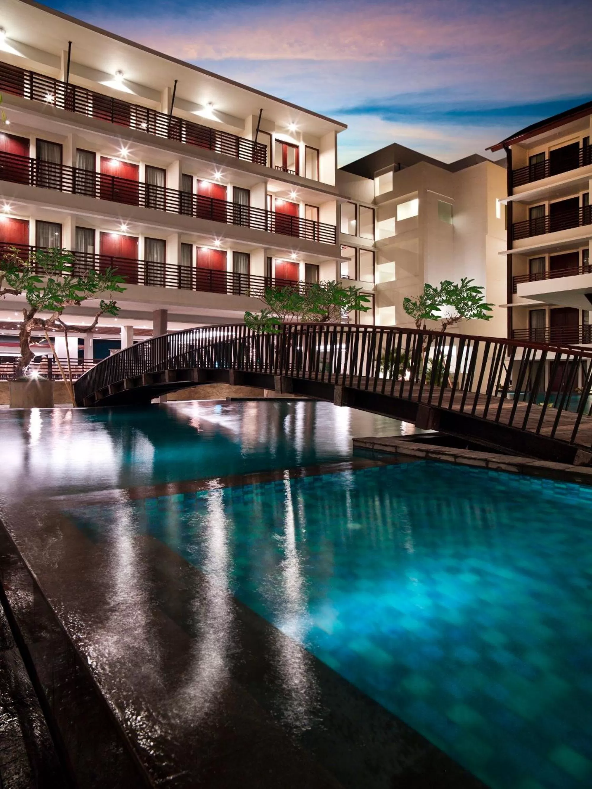 Swimming pool in Sun Island Hotel & Spa Kuta