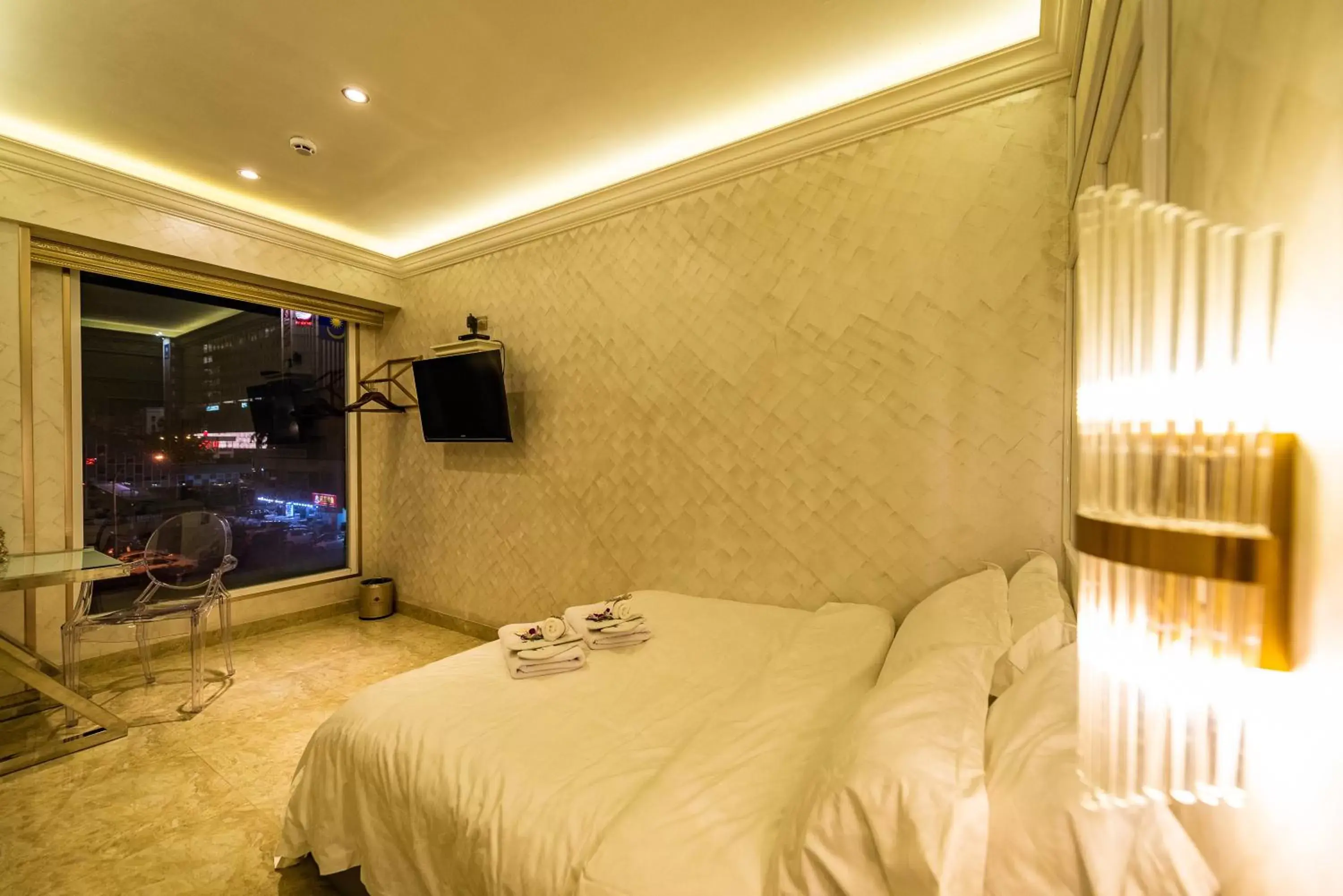 Superior Queen Room in AC Residence - Behind Cititel Hotel Superior Queen Room in AC Residence - Behind Cititel Hotel