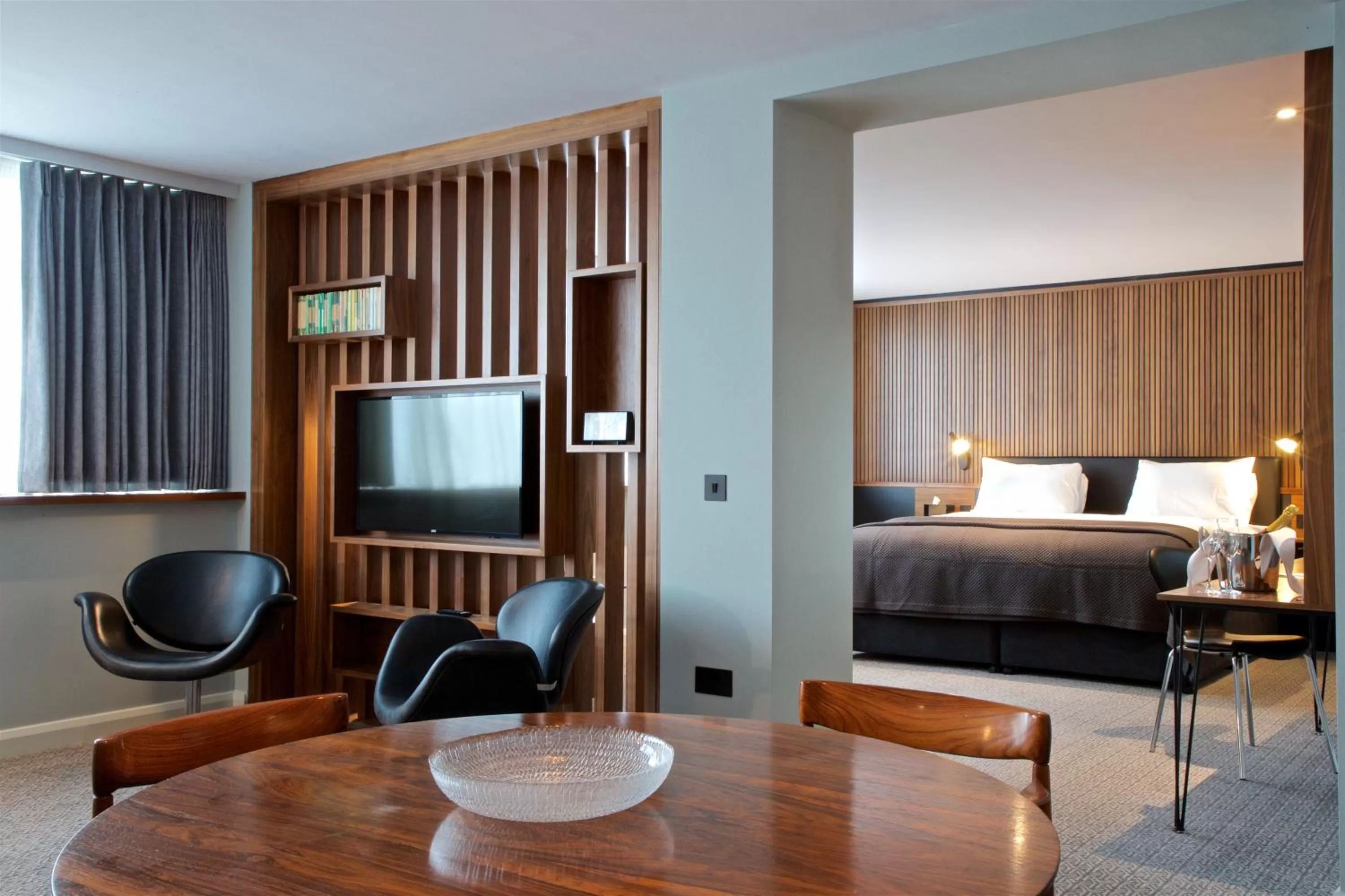 Bed in Telegraph Hotel - Coventry