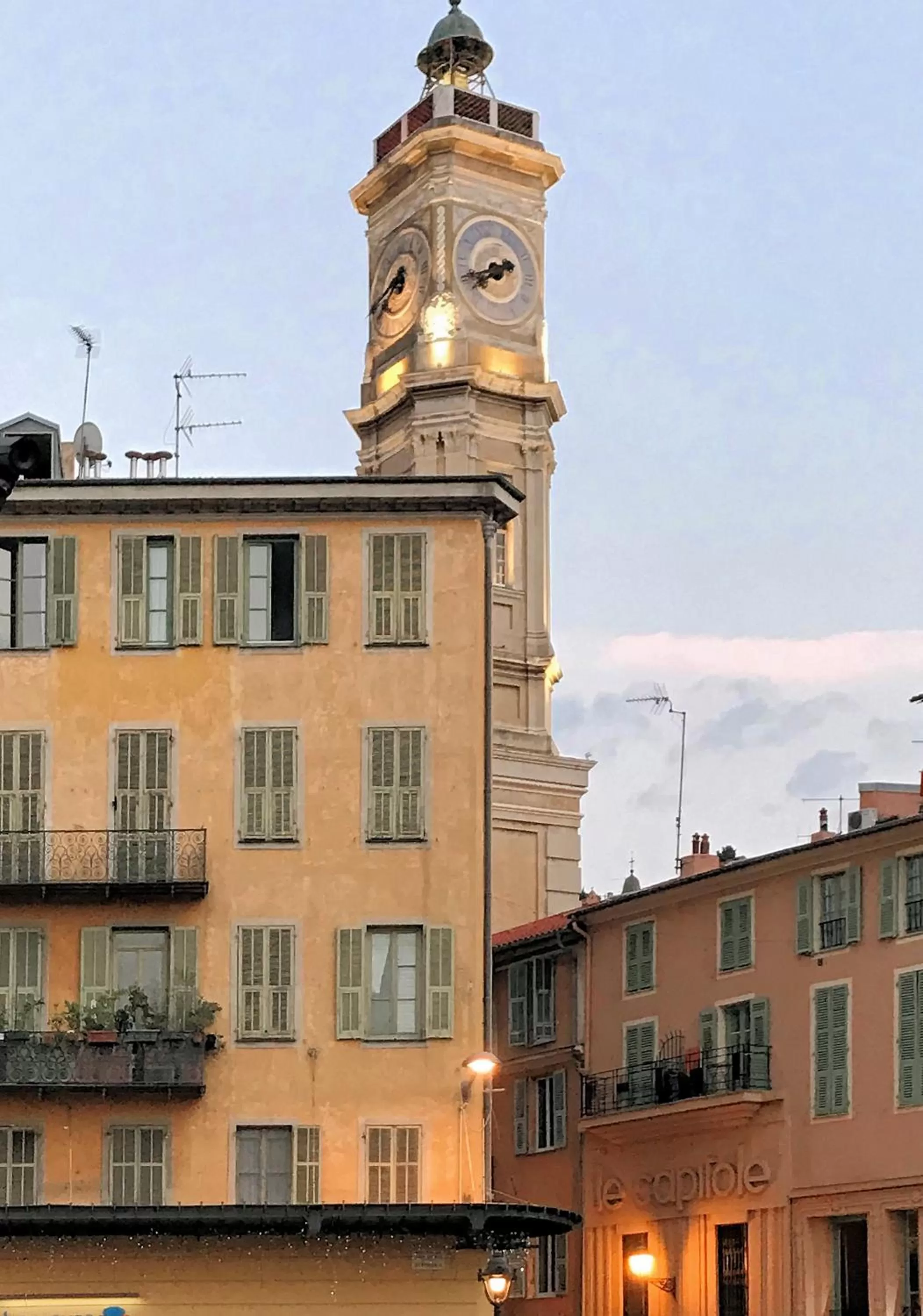 Neighbourhood, Property Building in Chambres d'hôtes CASA MUSA - NICE