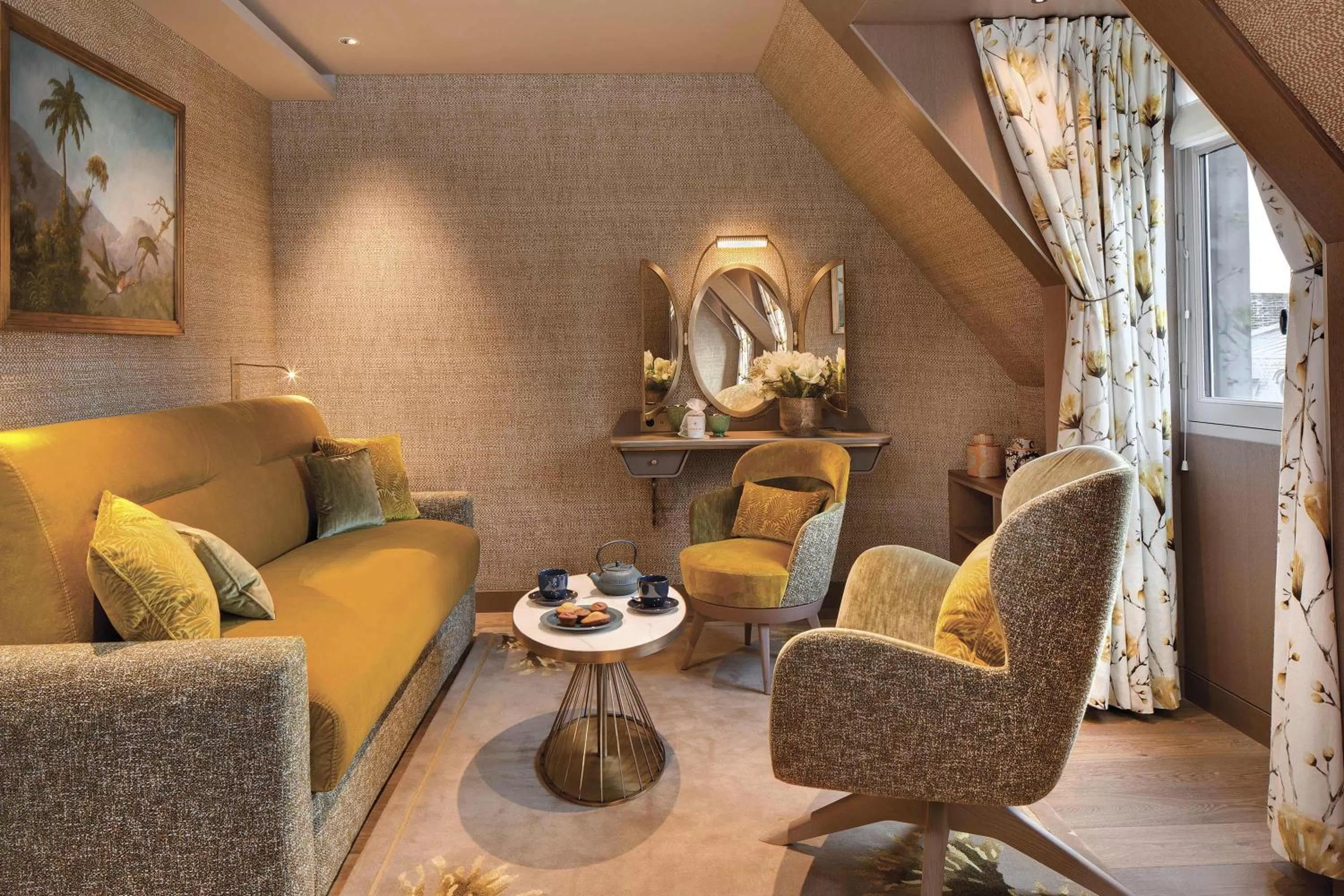 Bedroom in La Demeure Montaigne