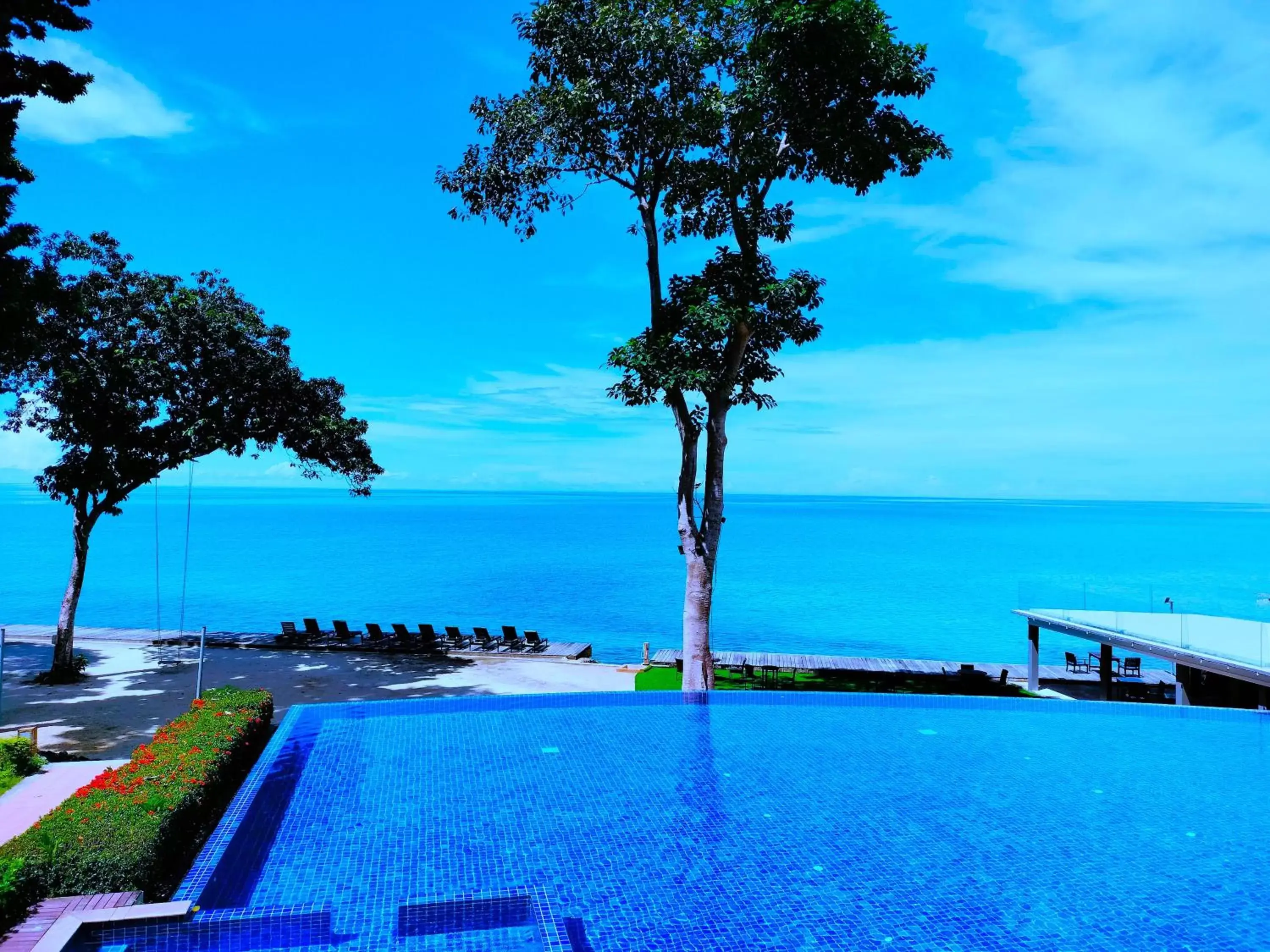 Chang Buri Resort & Koh Chang Hillside Chang Buri Resort & Koh Chang Hillside