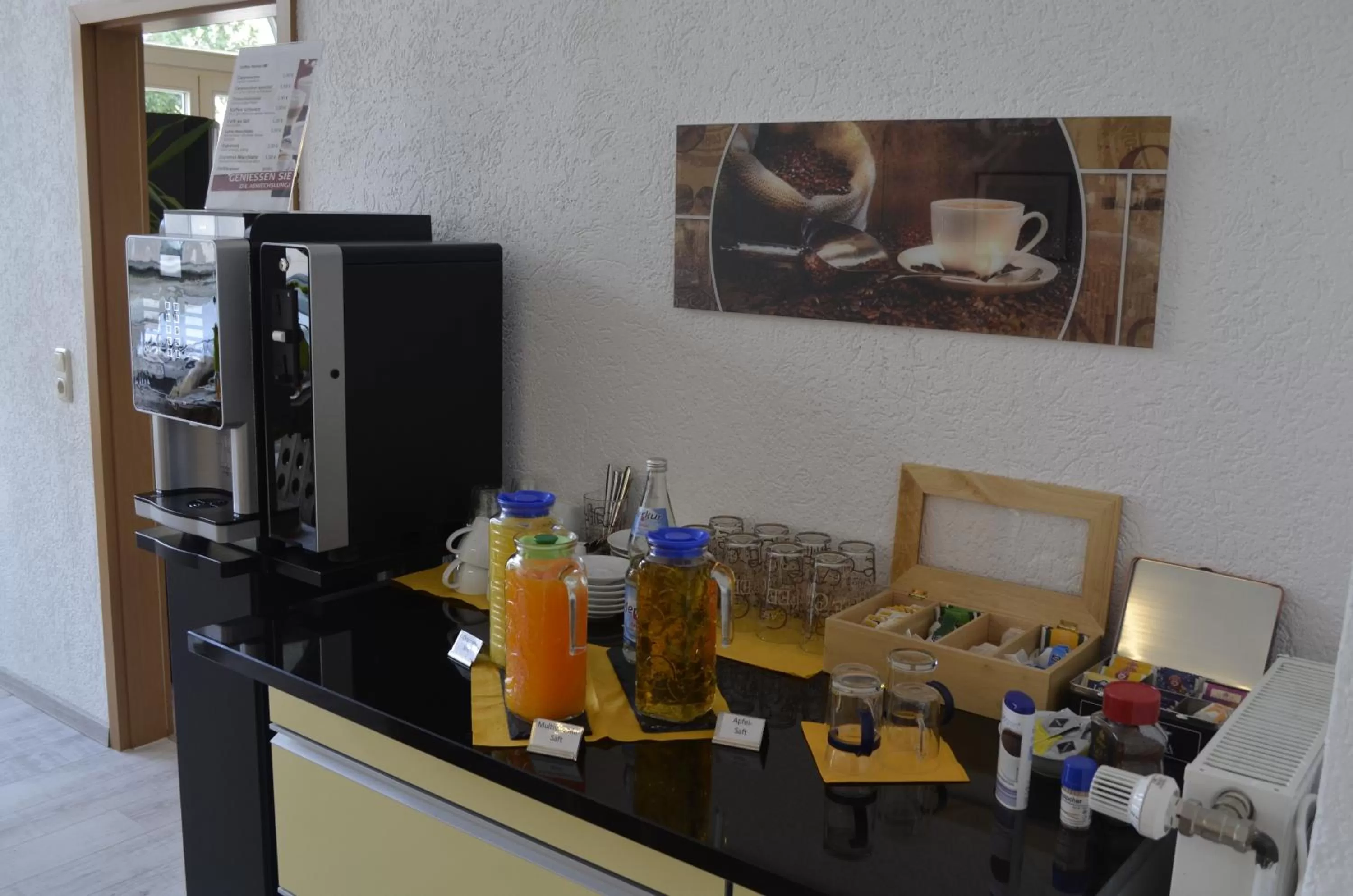 Non alcoholic drinks, Coffee/Tea Facilities in Apartment-Hotel Schillerplatz