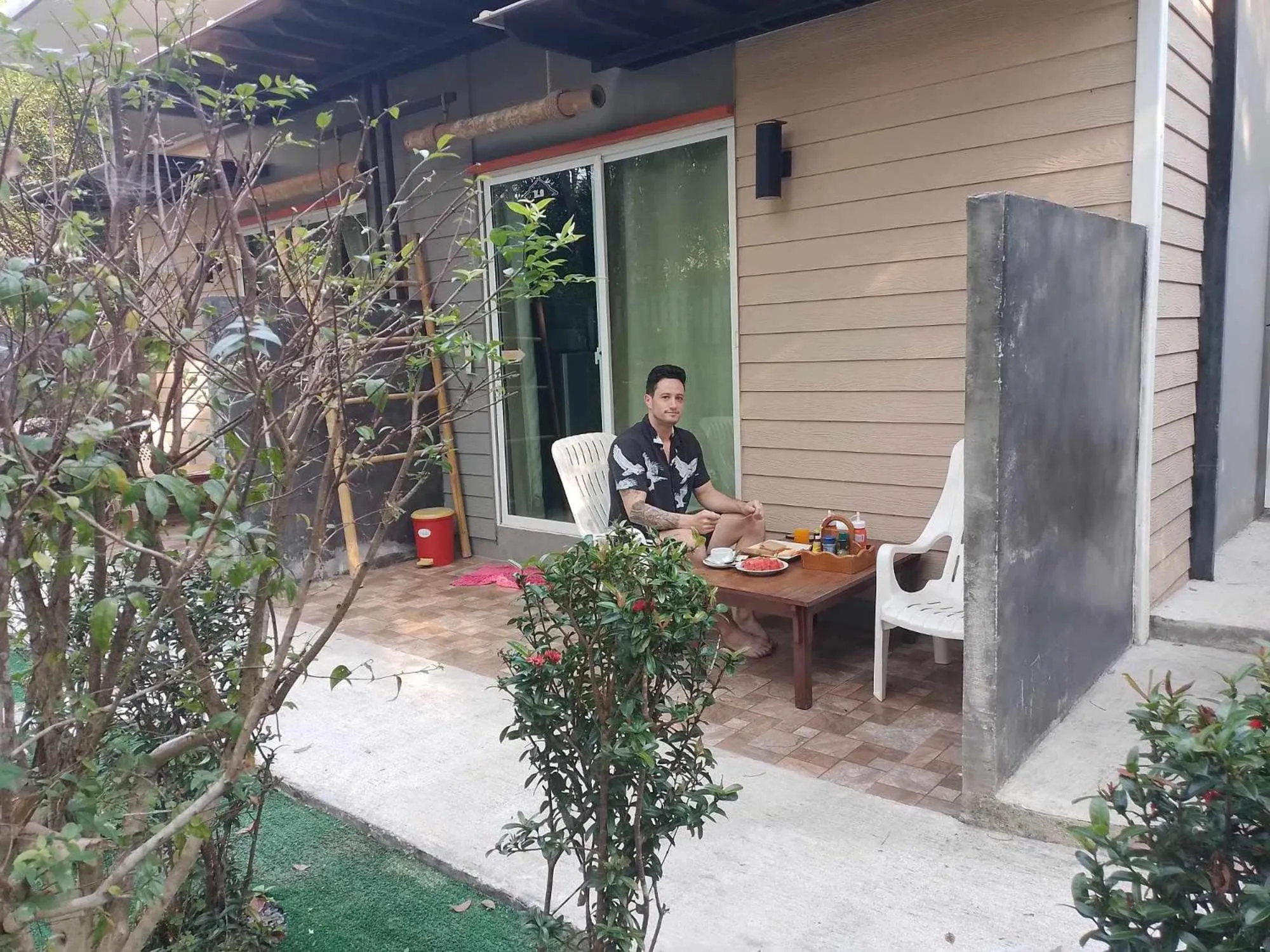 Breakfast in BaanPhong Lanta