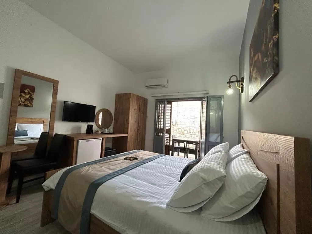 Royal Goddess Guest House, Walled City