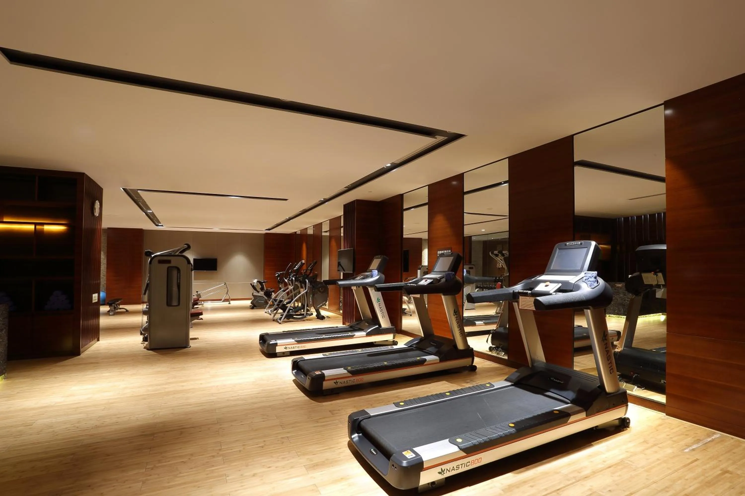 Fitness centre/facilities in HUALUXE Yangjiang City Center