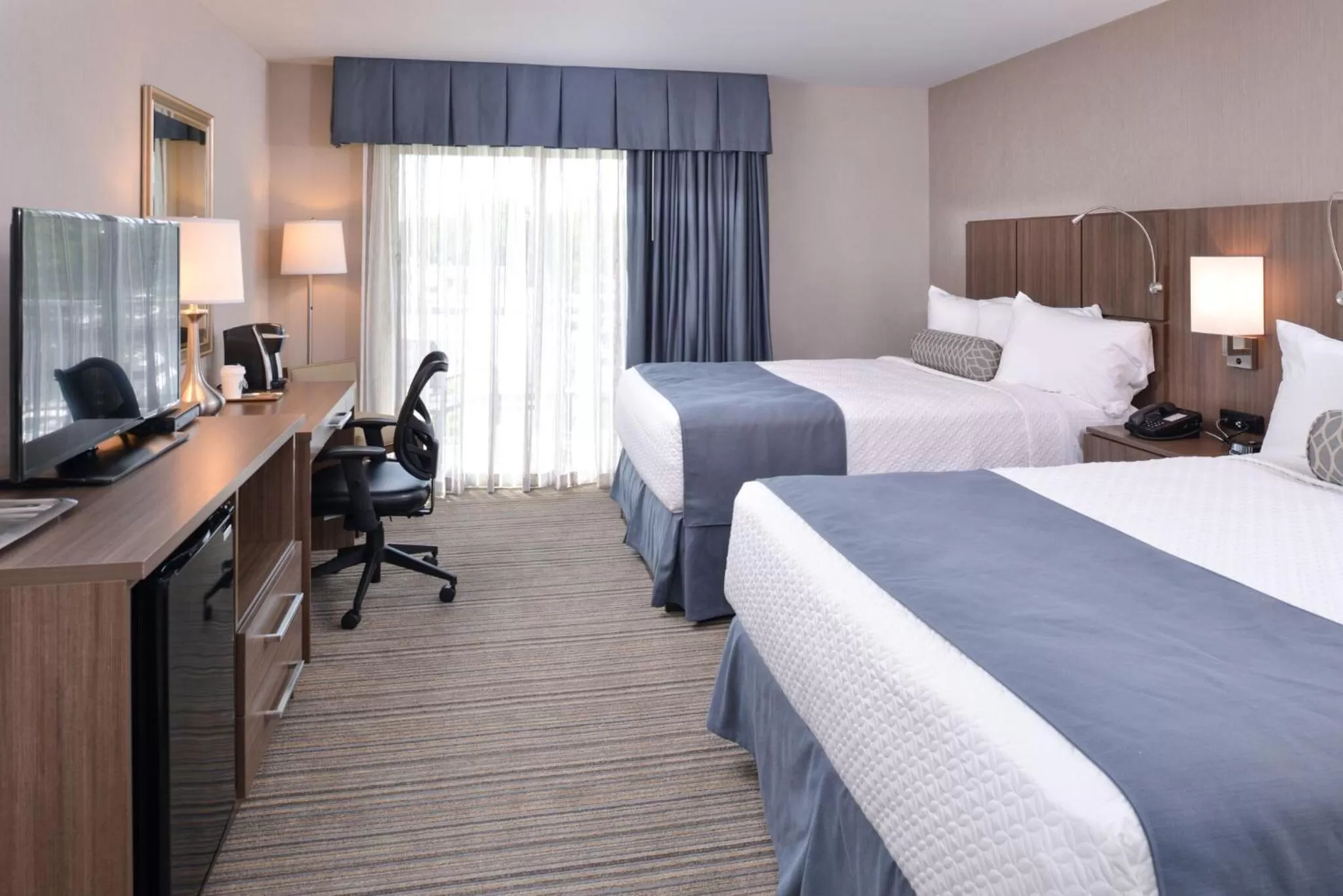 Bedroom, Bed in Anchored Inn at Hidden Harbor