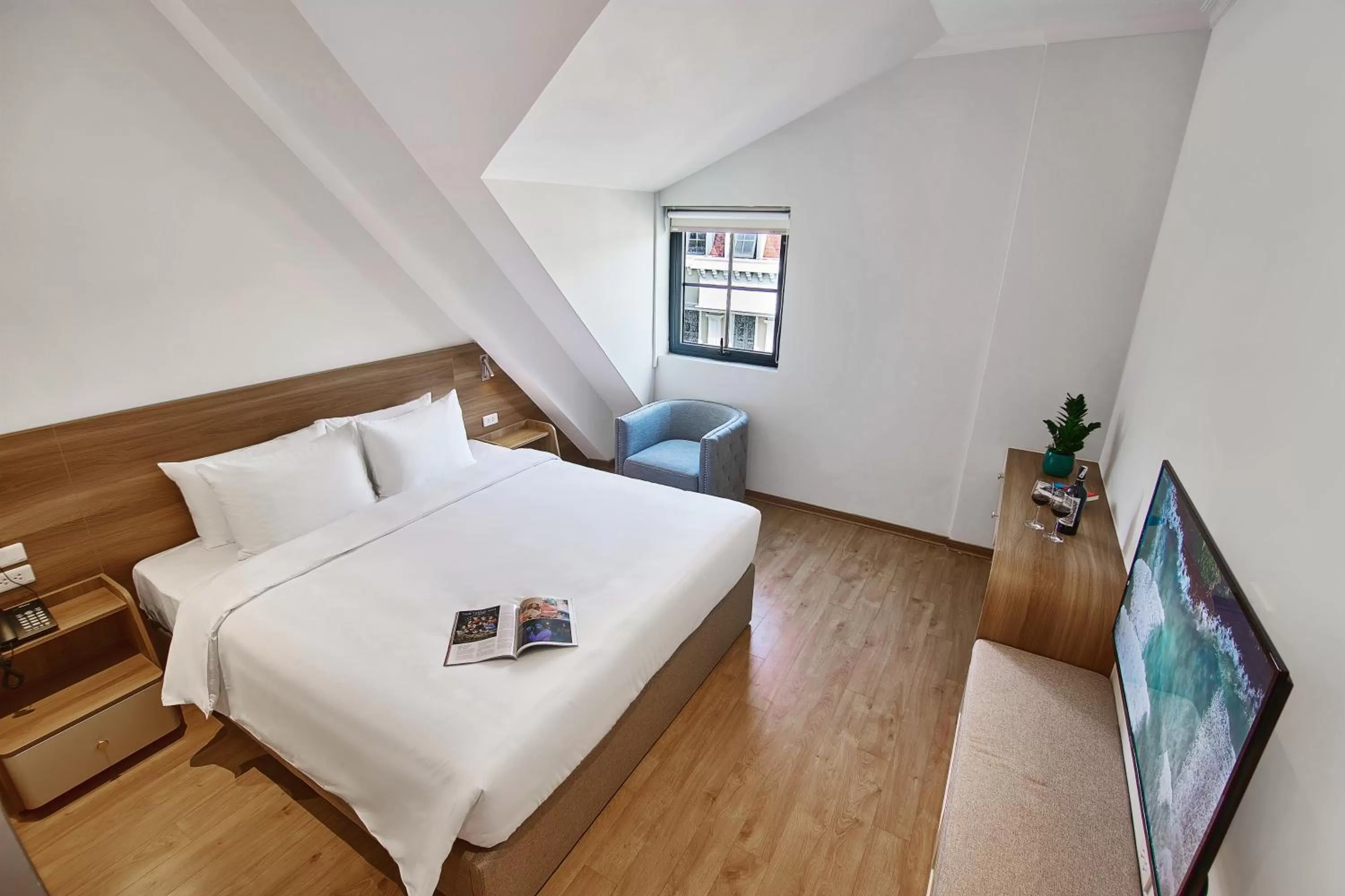 Bed in The Yen Residences Halong