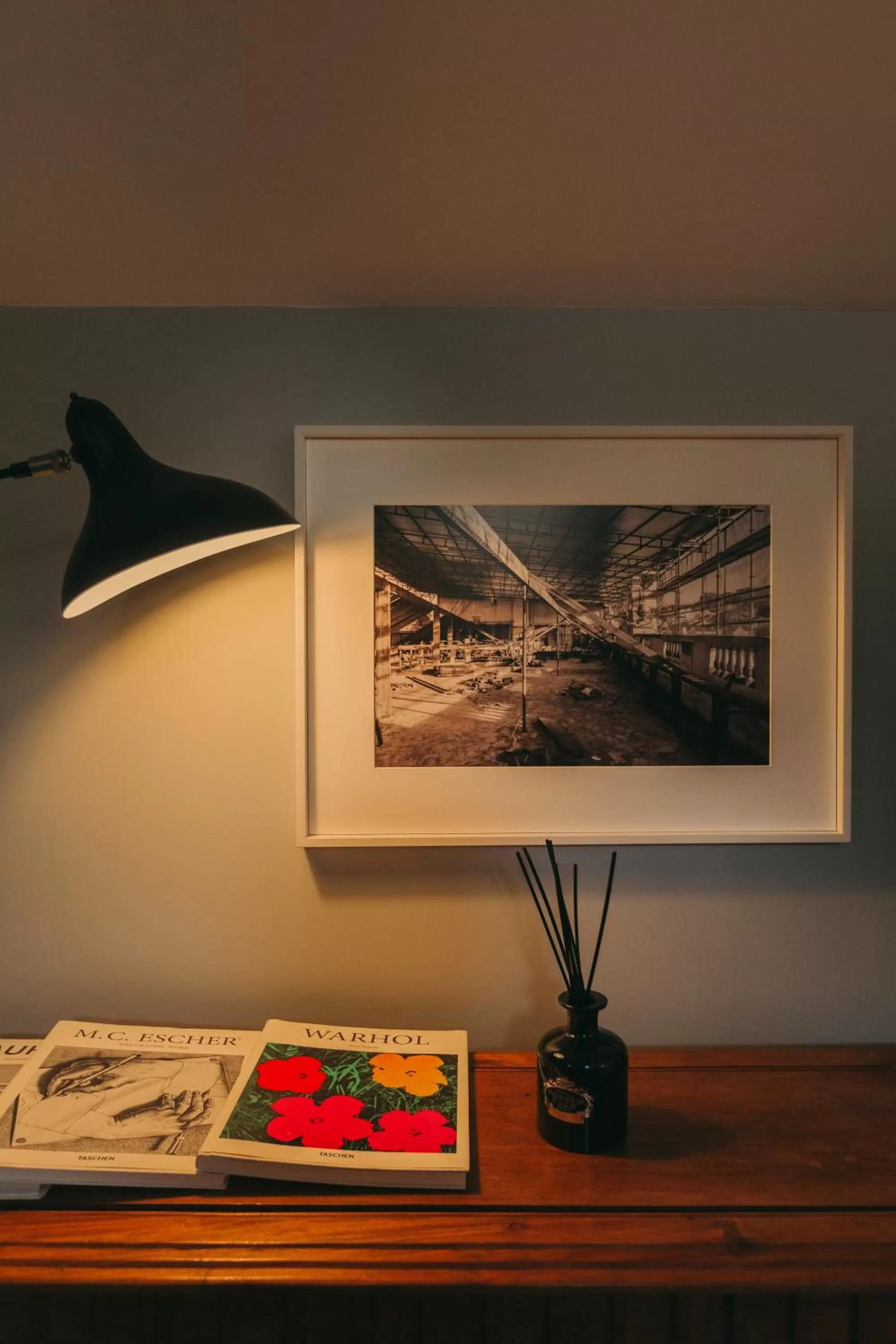 Decorative detail in 1908 Lisboa Hotel