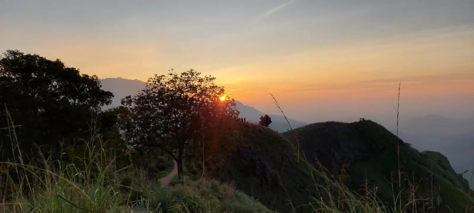 Sunrise/Sunset in Ella Lucky Panoramic