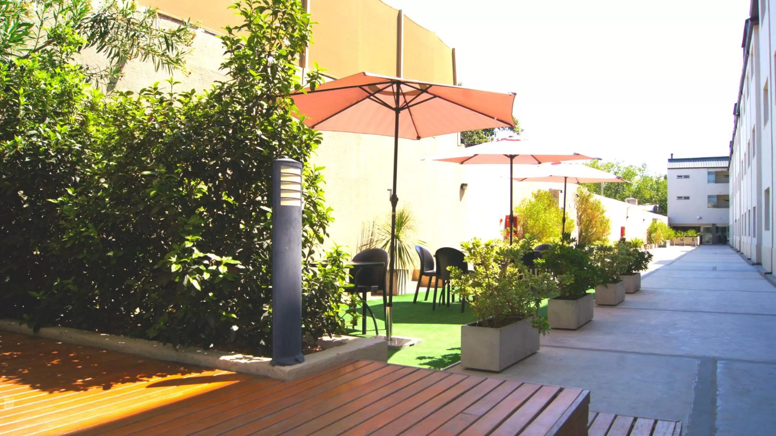 Garden in Soltigua Apart Hotel Mendoza