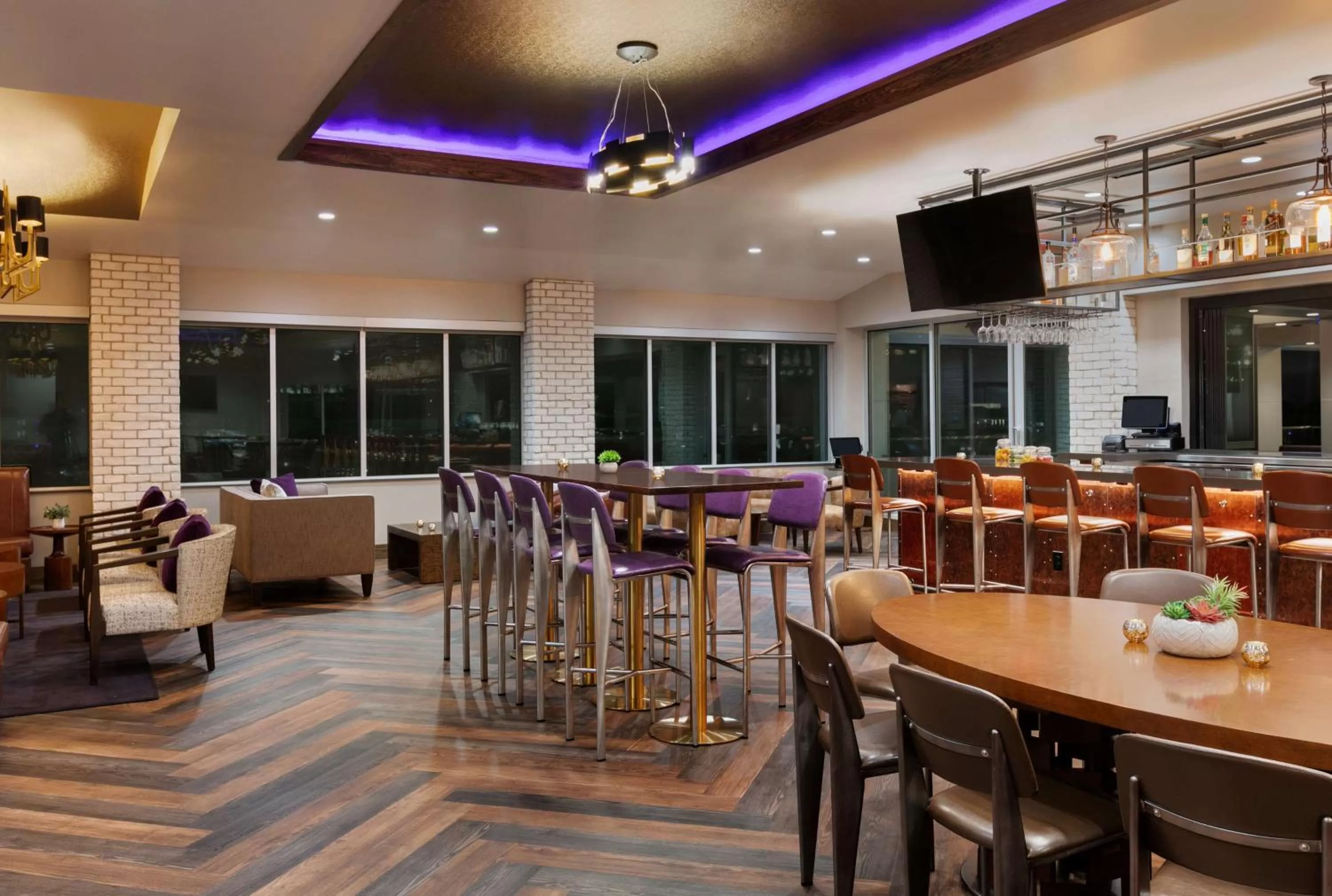 Restaurant/places to eat in Hyatt Place Fort Worth/TCU