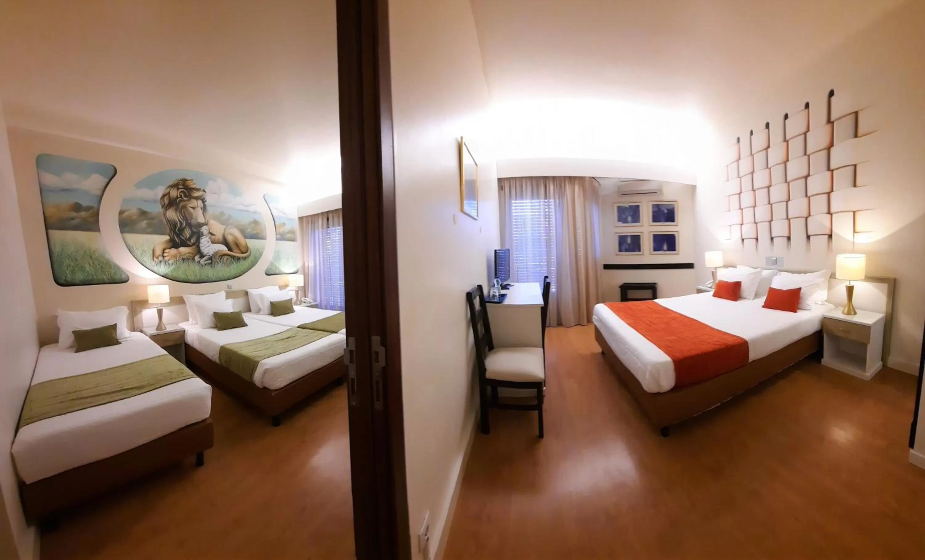 Family Suite with Balcony in Hotel Aleluia