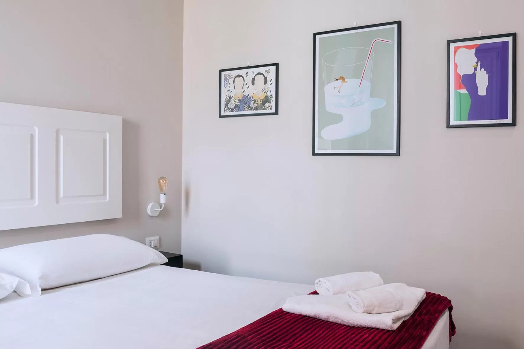 Decorative detail, Bed in Up25