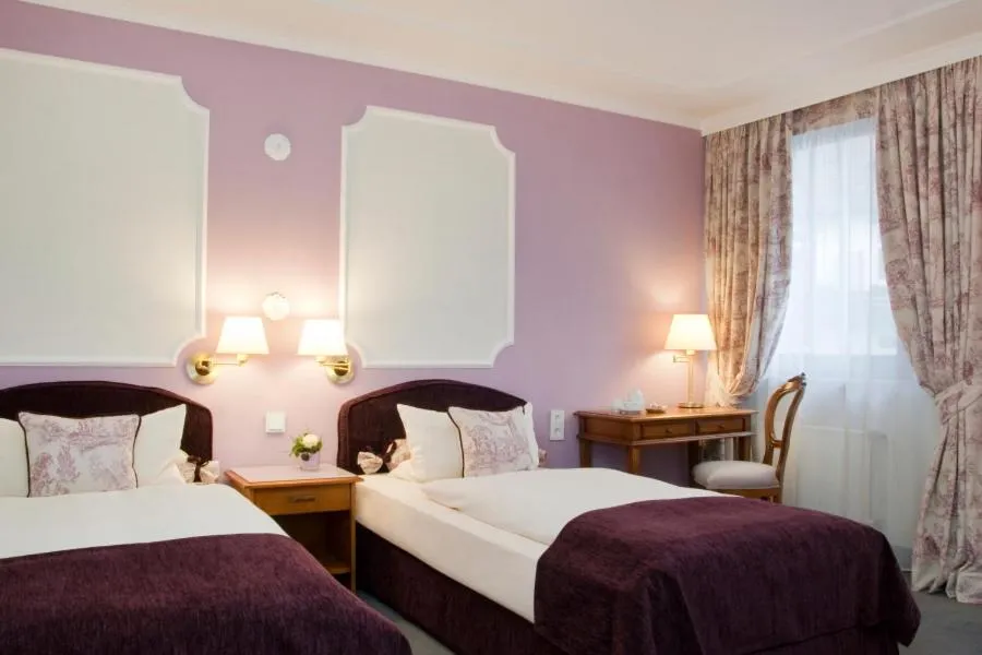 Bed in Gildors Hotel Atmosphère