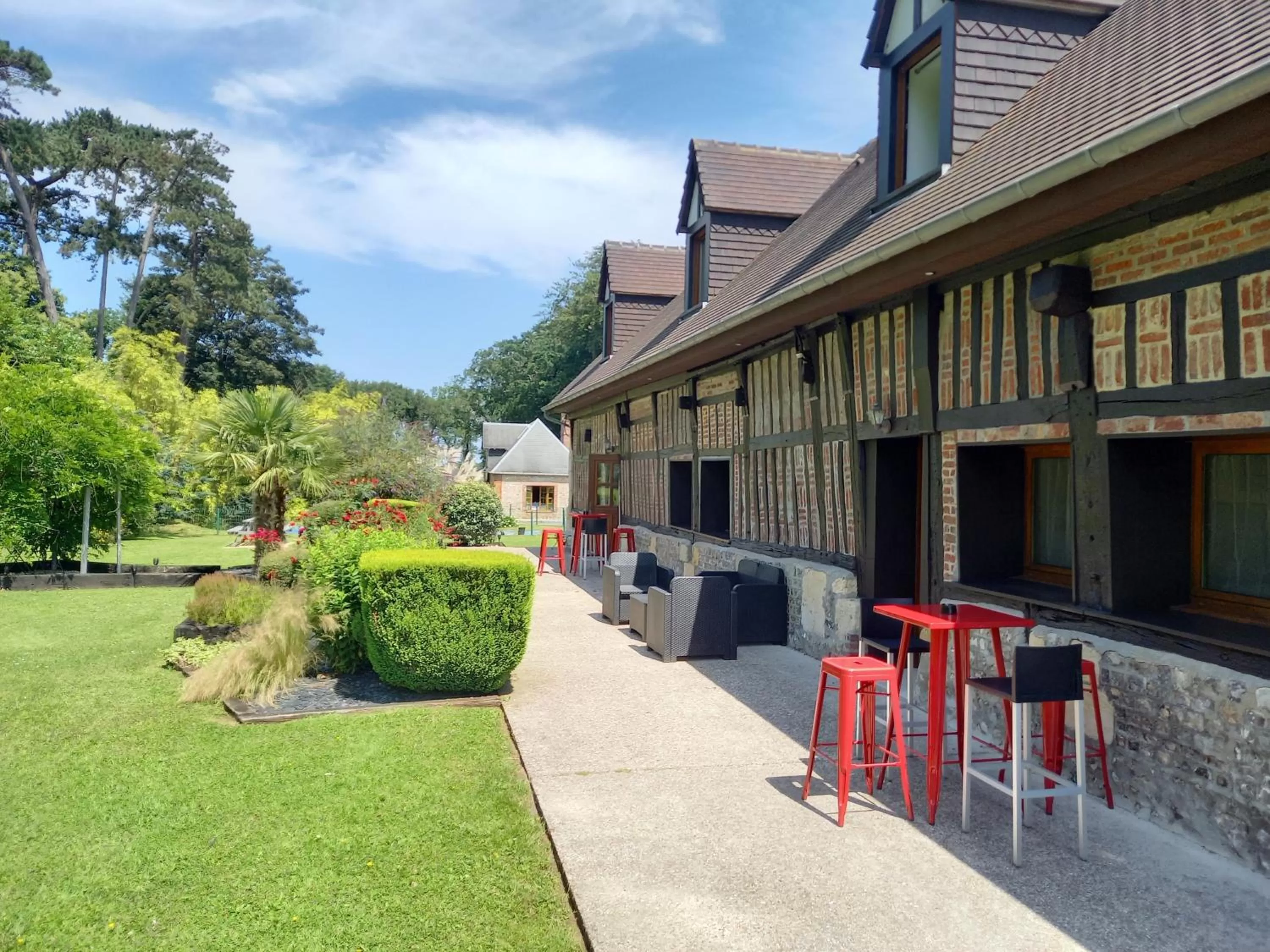 Property building in chambres et gites d'étretat