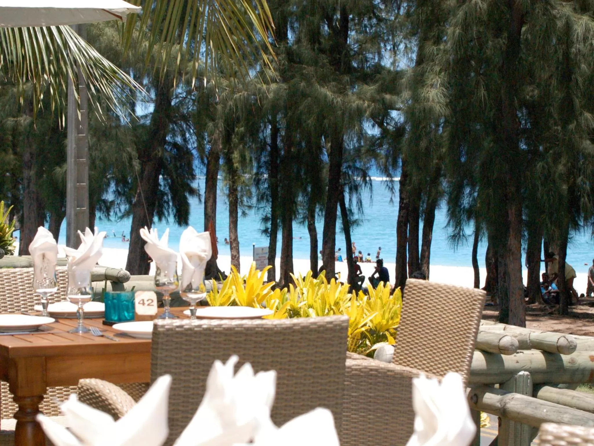 Restaurant/places to eat in Aanari Hotel & Spa- Mauritius