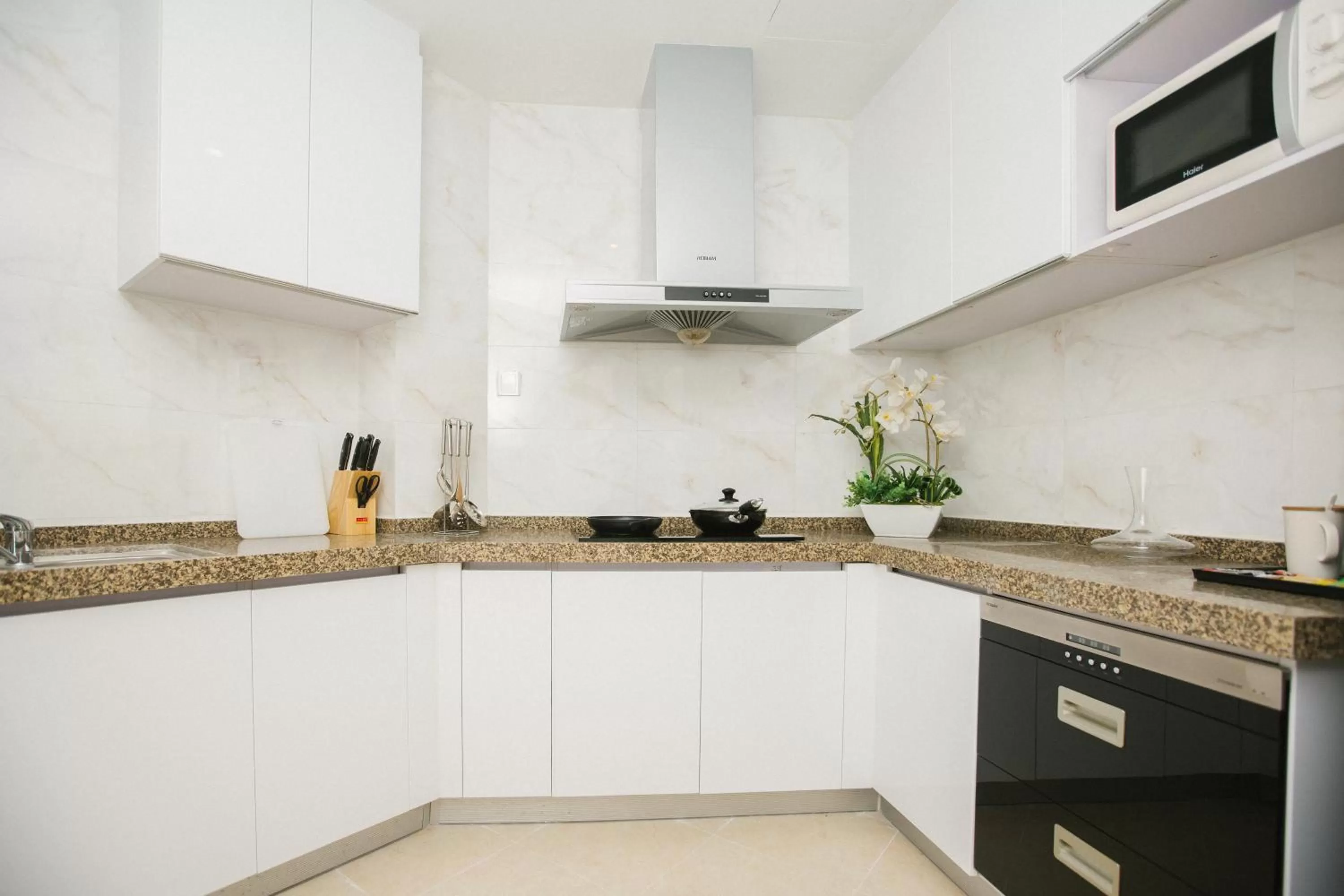 Haikou Bay Hengda Yige Holiday Condo Hotel