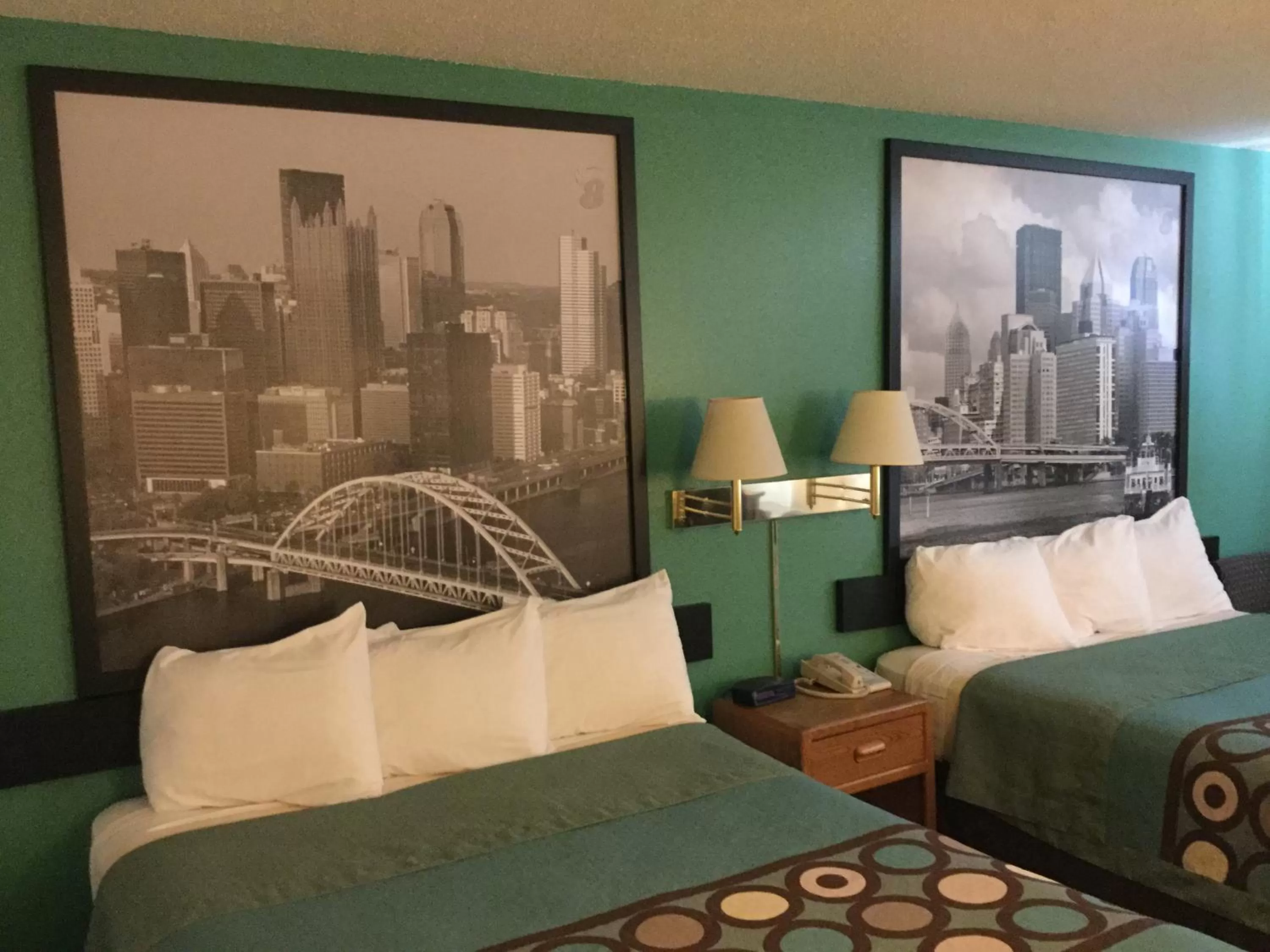 Bed in Super 8 by Wyndham New Stanton