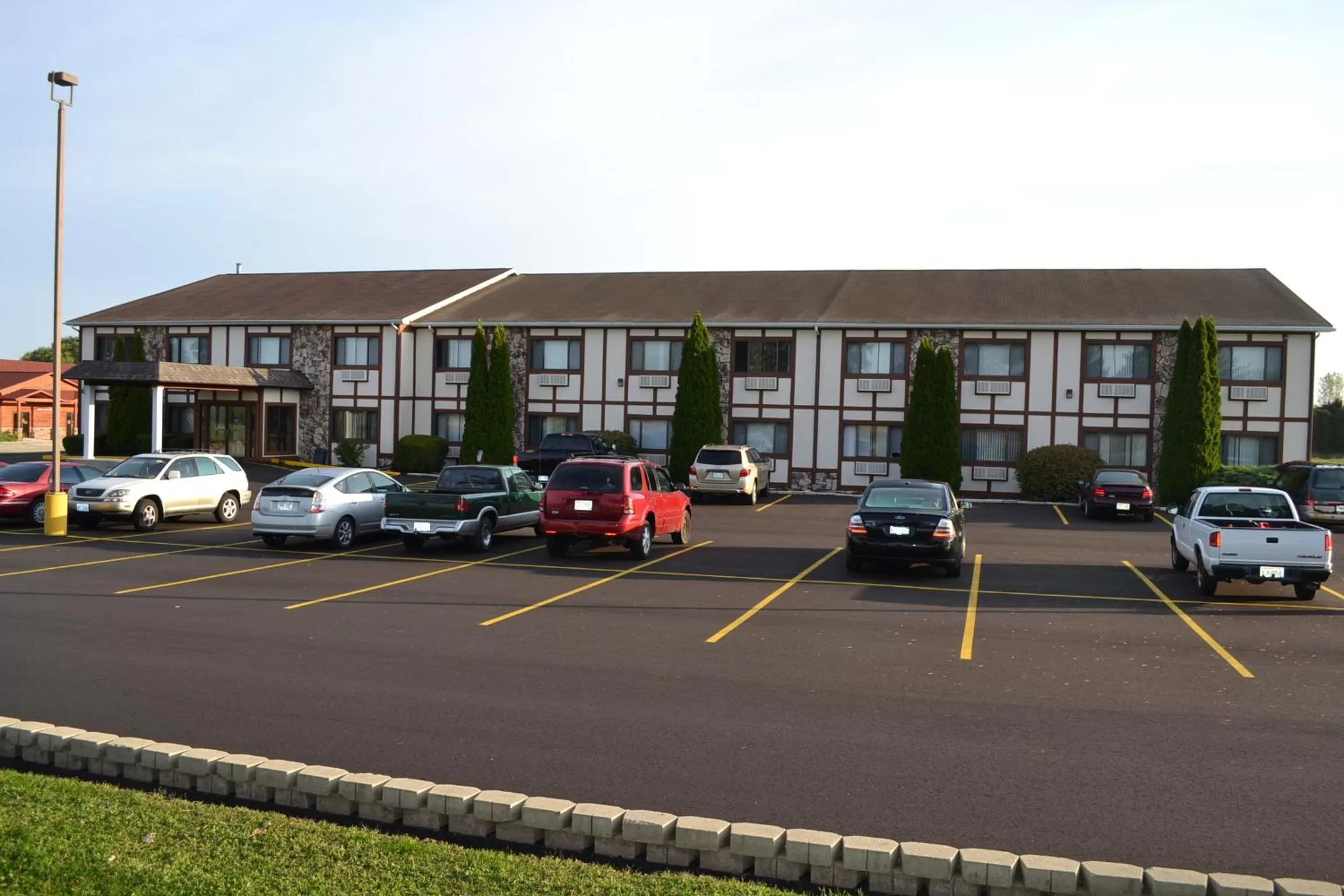 Property building in Sky Lodge Inn & Suites - Delavan