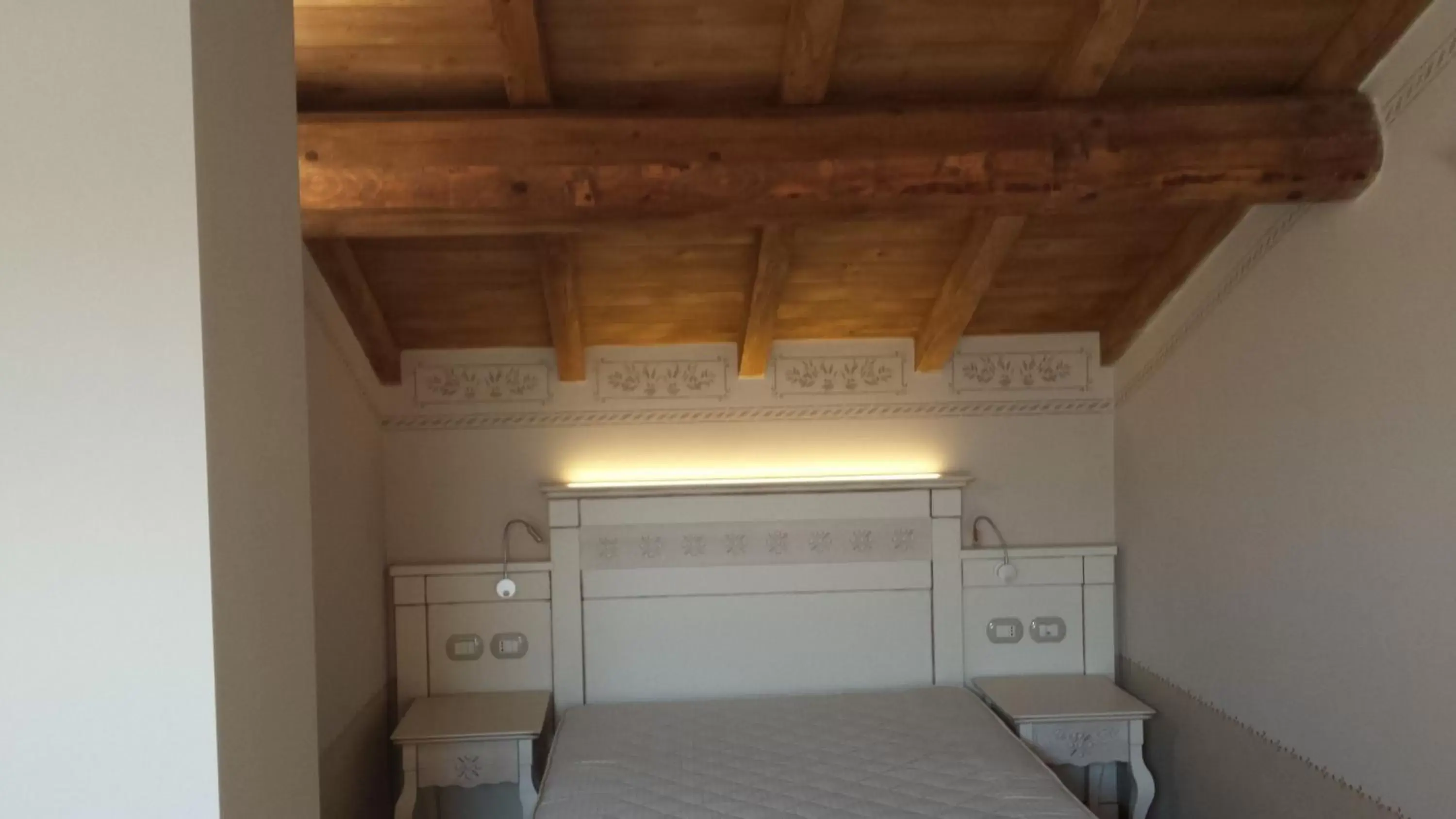 Superior Queen Room in Hotel Sesmones Superior Queen Room in Hotel Sesmones