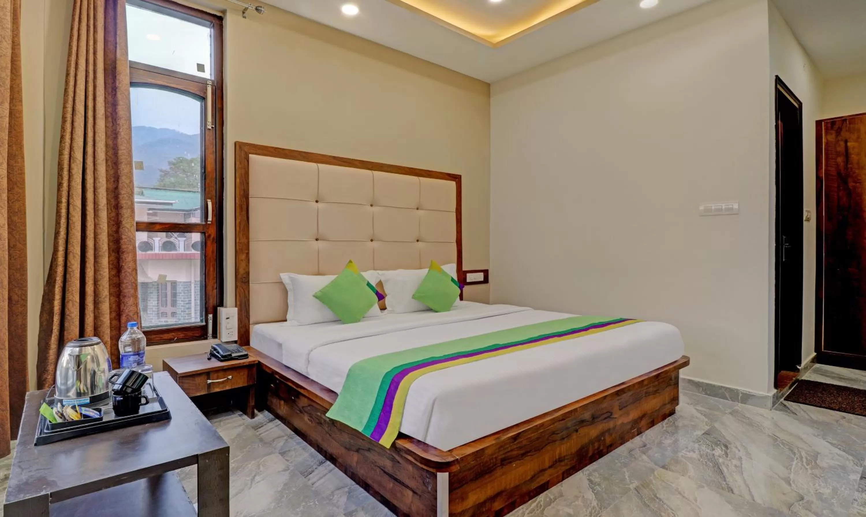 Bedroom, Bed in Treebo Ortus Residency