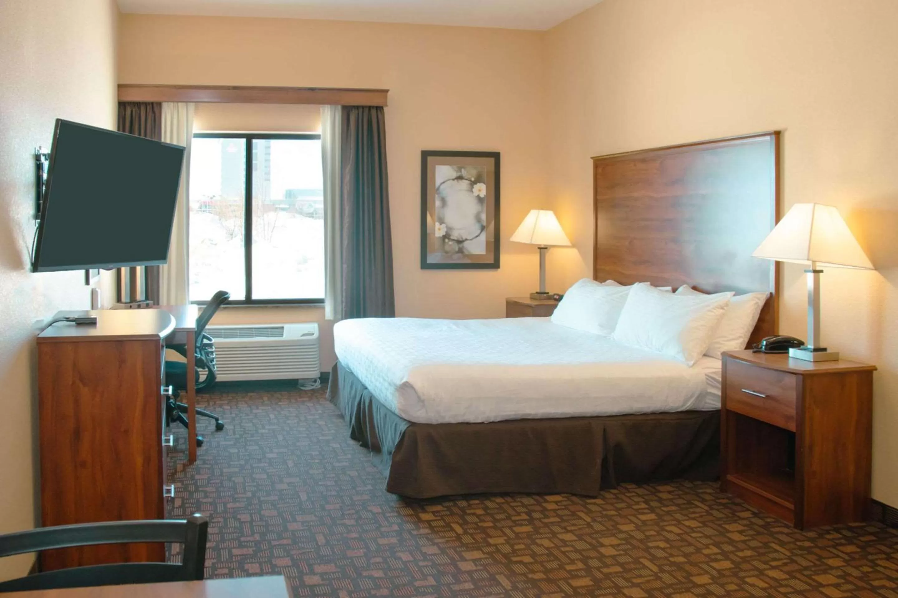 Bedroom, Bed in Grand Forks Lodge and Suites