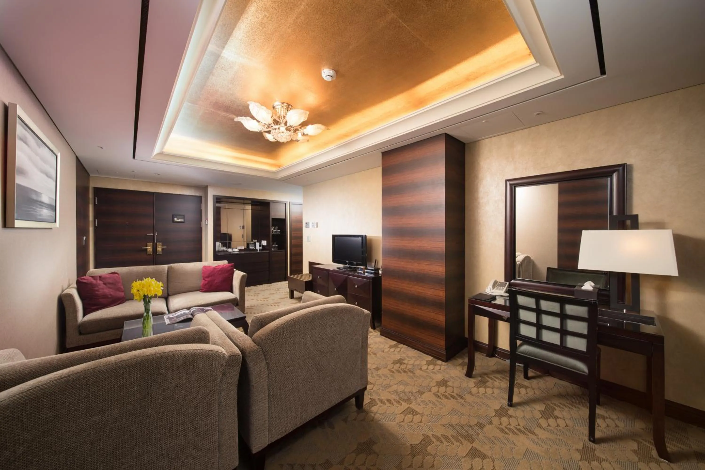 Living room in Jeju Sun Hotel & Casino