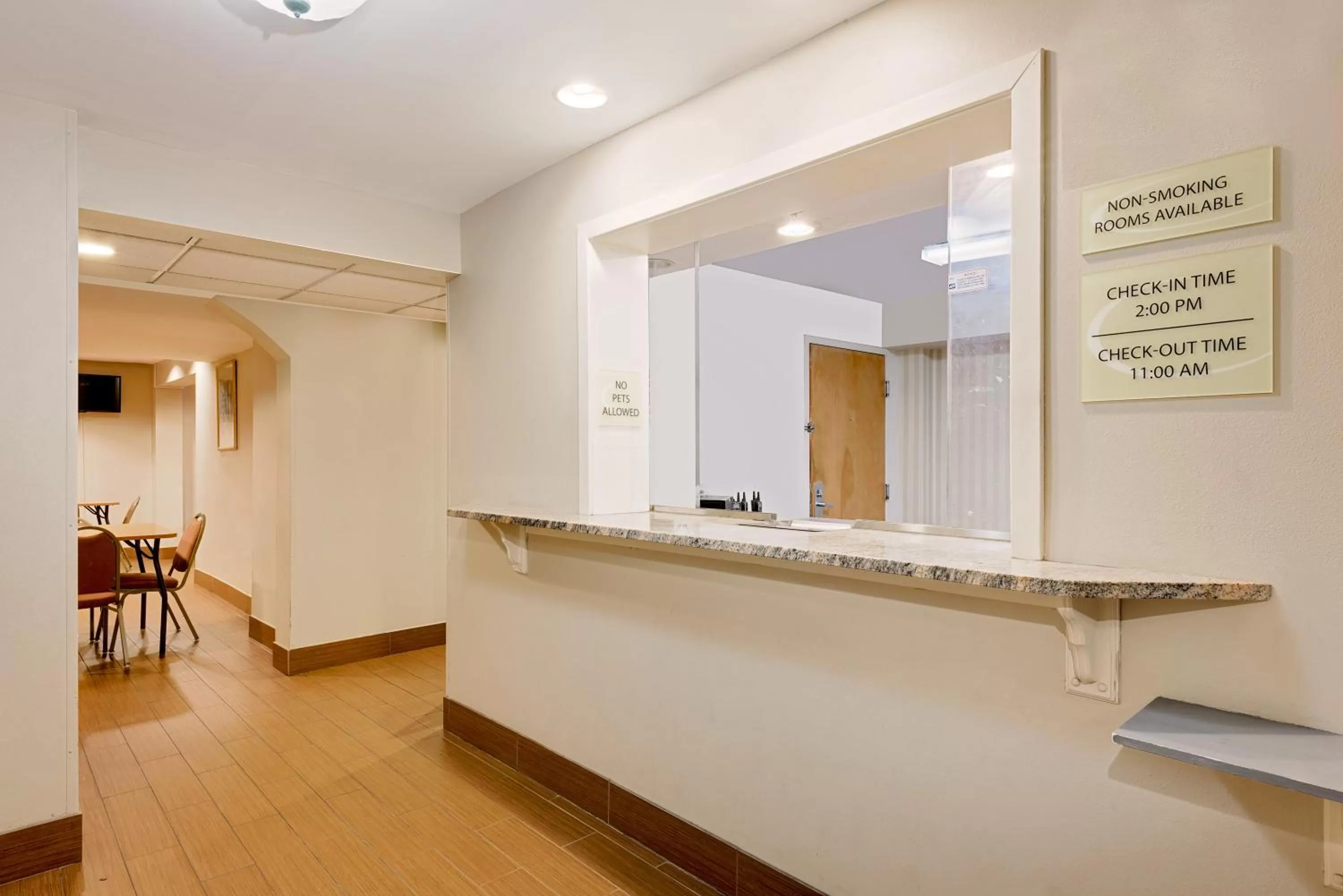 Lobby or reception in Super 8 by Wyndham Allentown