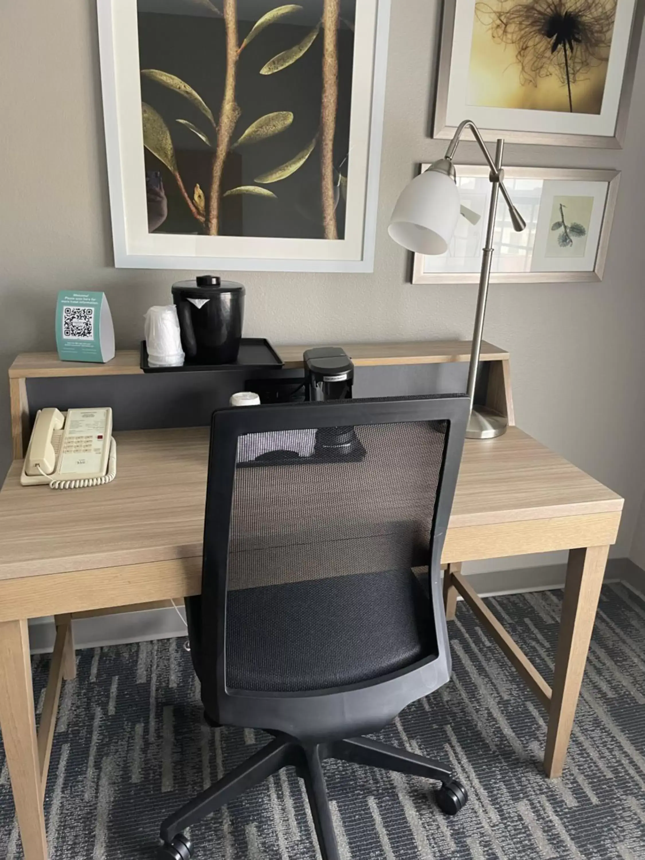 Queen Room with Two Queen Beds - Disability Access in Country Inn & Suites by Radisson, Madison, WI Queen Room with Two Queen Beds - Disability Access in Country Inn & Suites by Radisson, Madison, WI