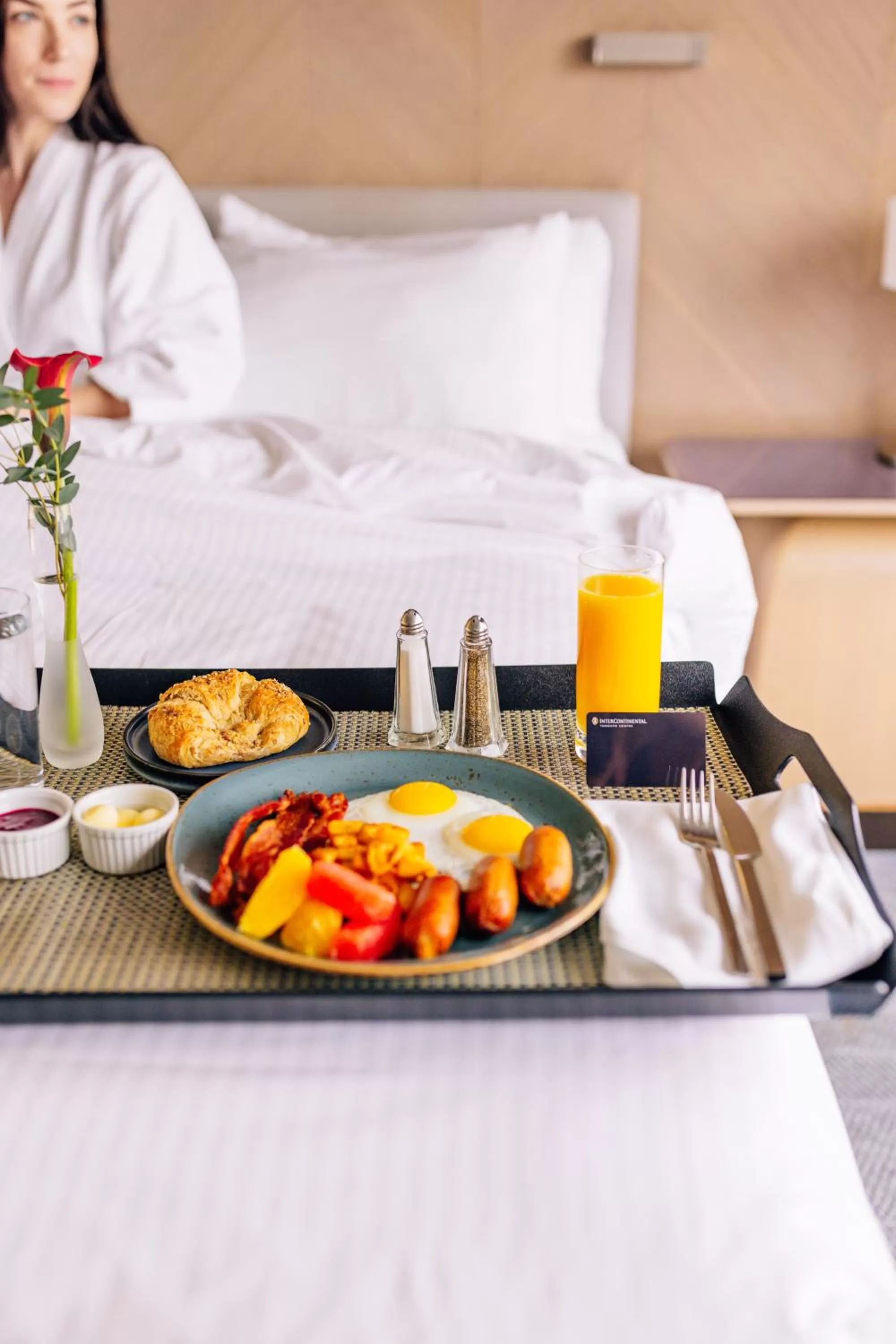 Breakfast, Bed in InterContinental Toronto Centre by IHG