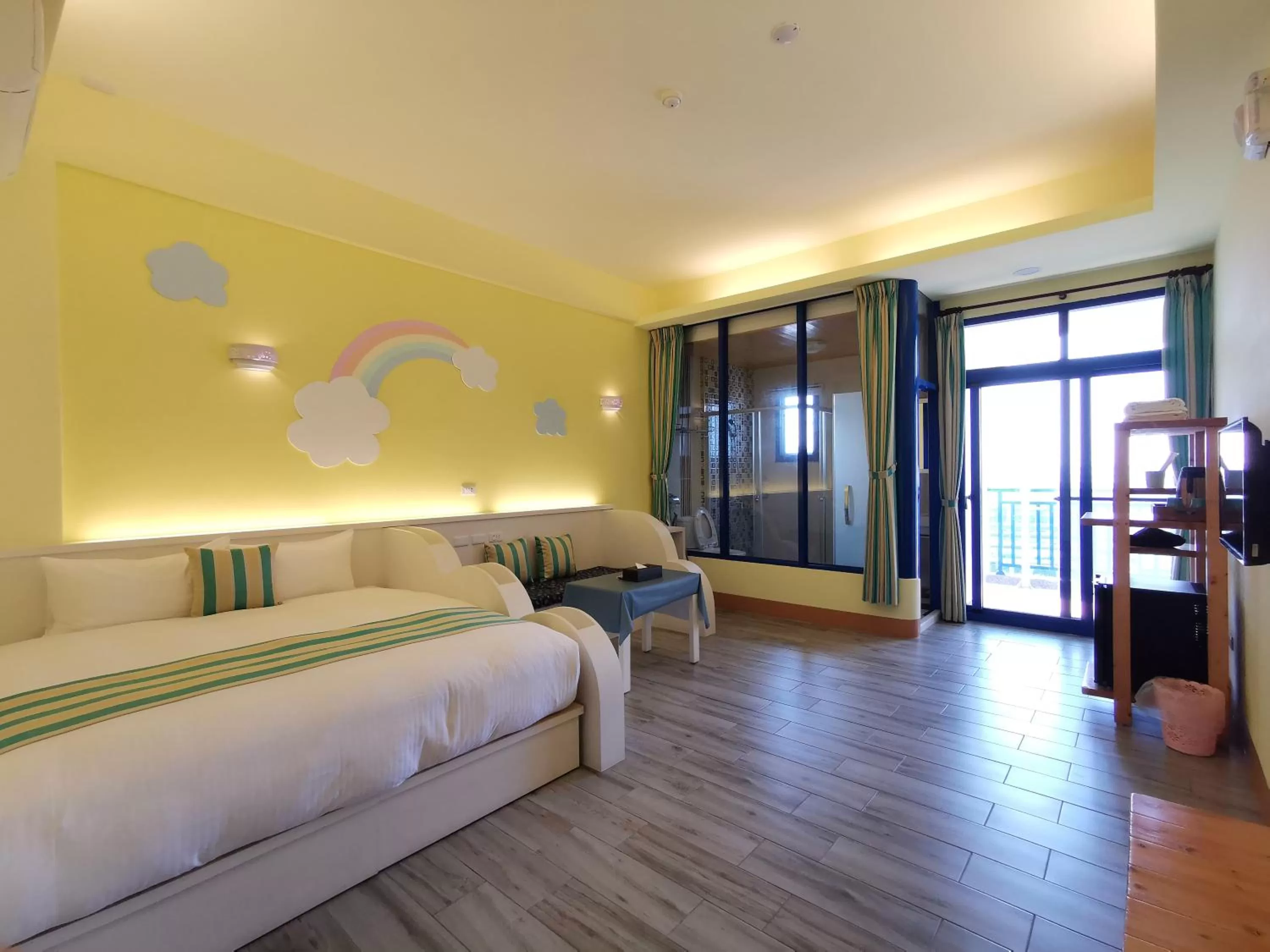 Photo of the whole room in Love Ocean & Happy Bay HomeStay