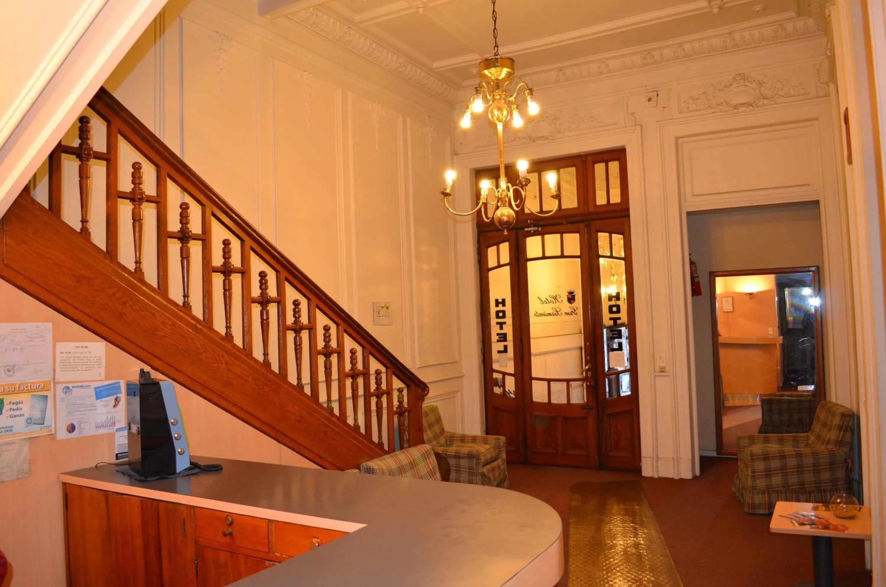 Lobby or reception in Hotel Gran Sarmiento