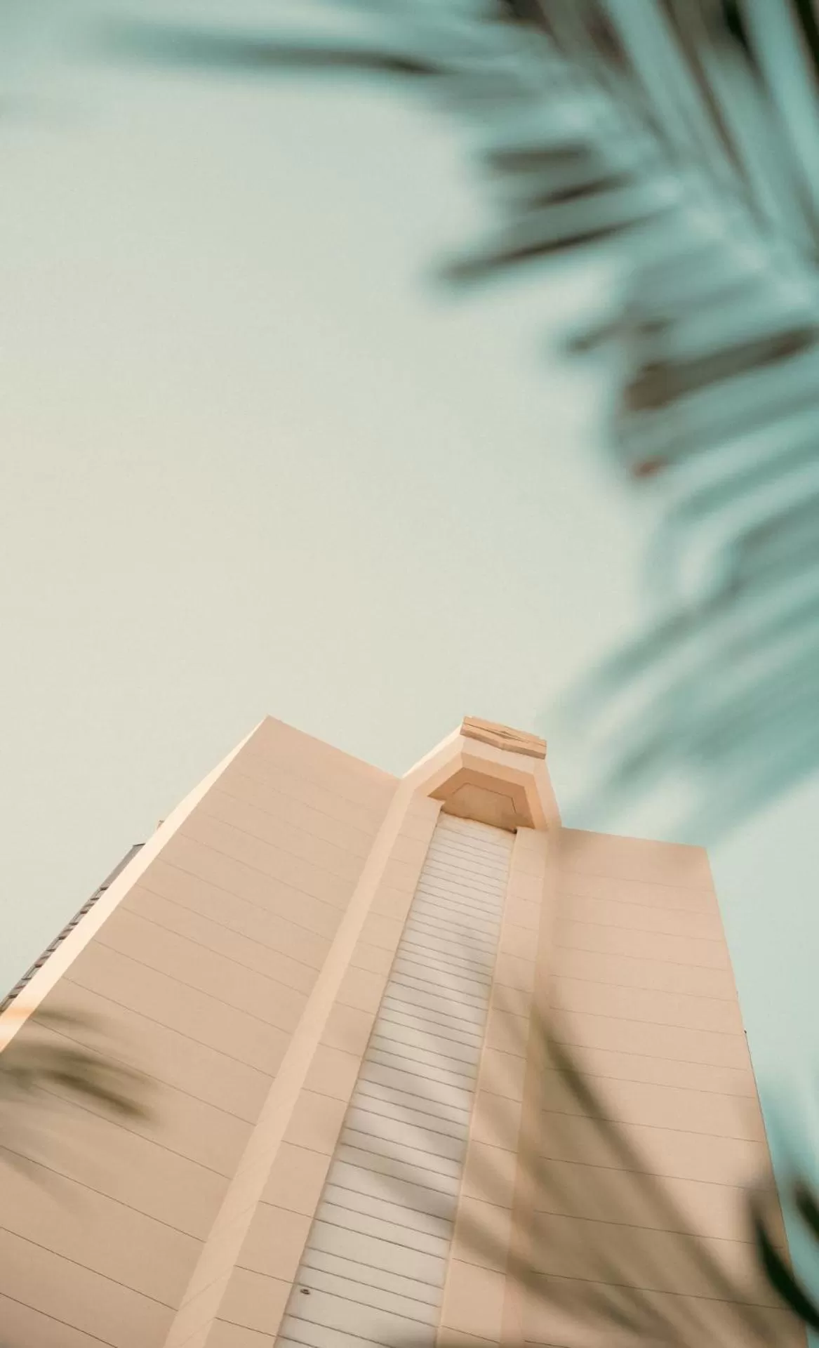 Property building in Shangri-La Shenzhen