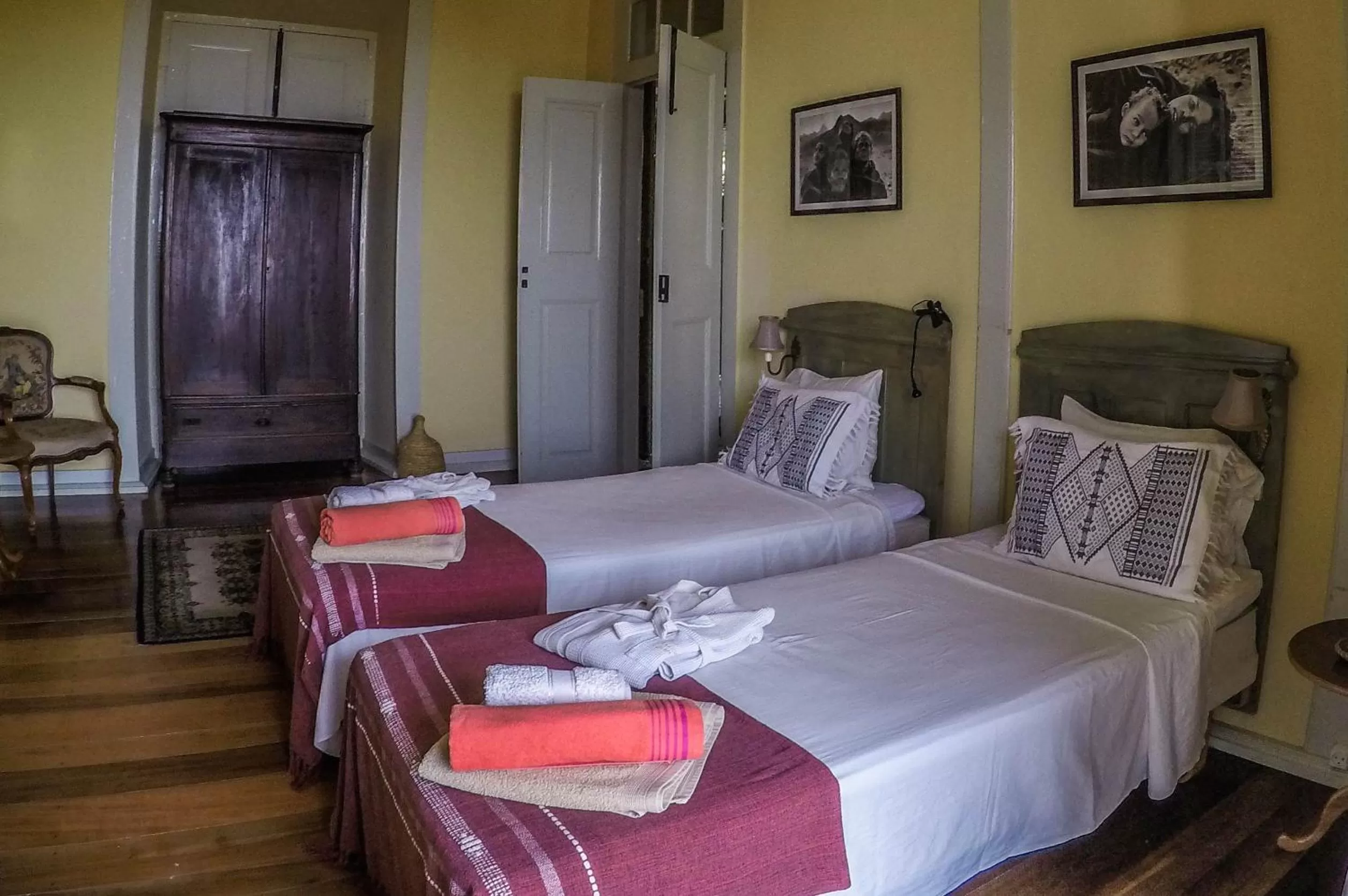 Bedroom, Bed in The Colonial Guest House