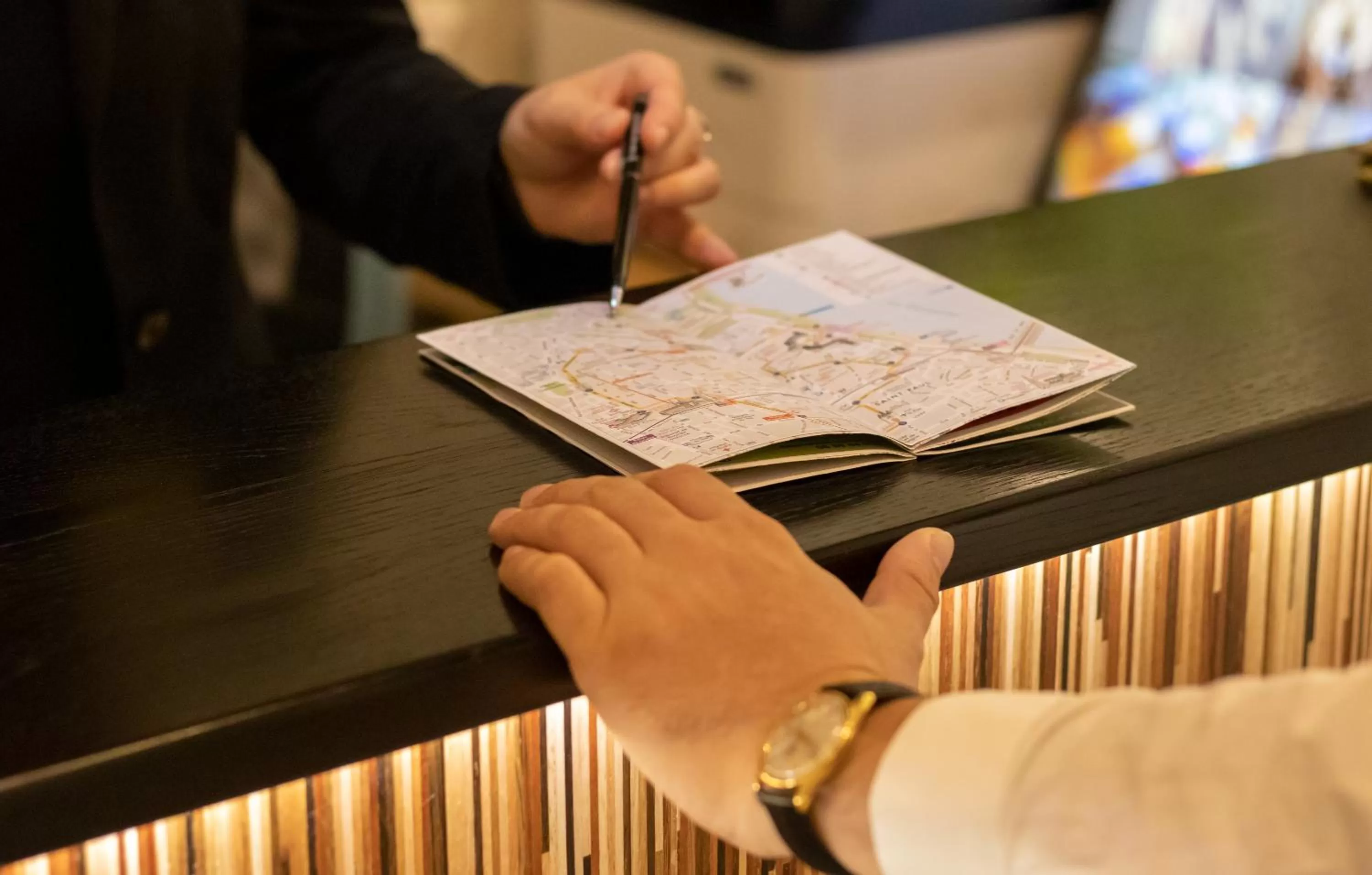 Staff in Hotel des Quinconces Bordeaux Centre