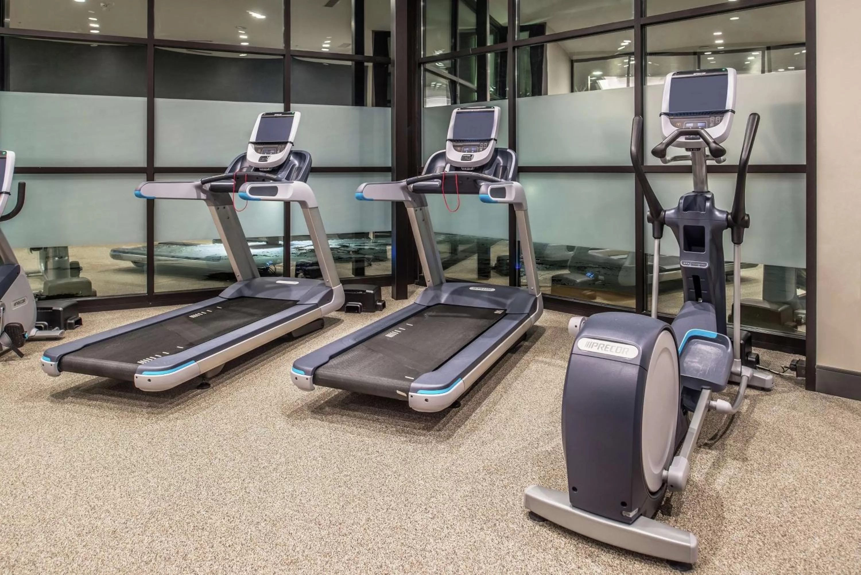 Fitness centre/facilities in Doubletree By Hilton Lafayette East