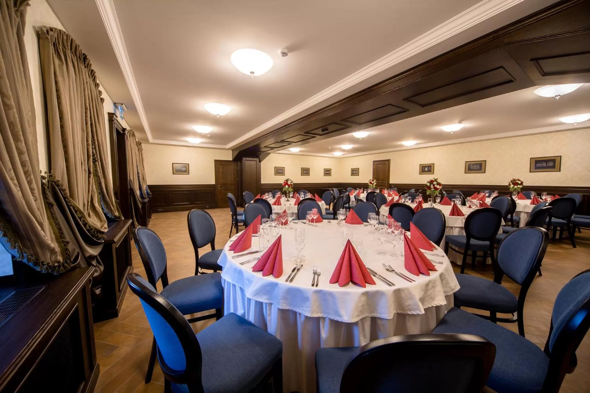 Banquet/Function facilities, Banquet Facilities in Hotel - Bar Grafaite