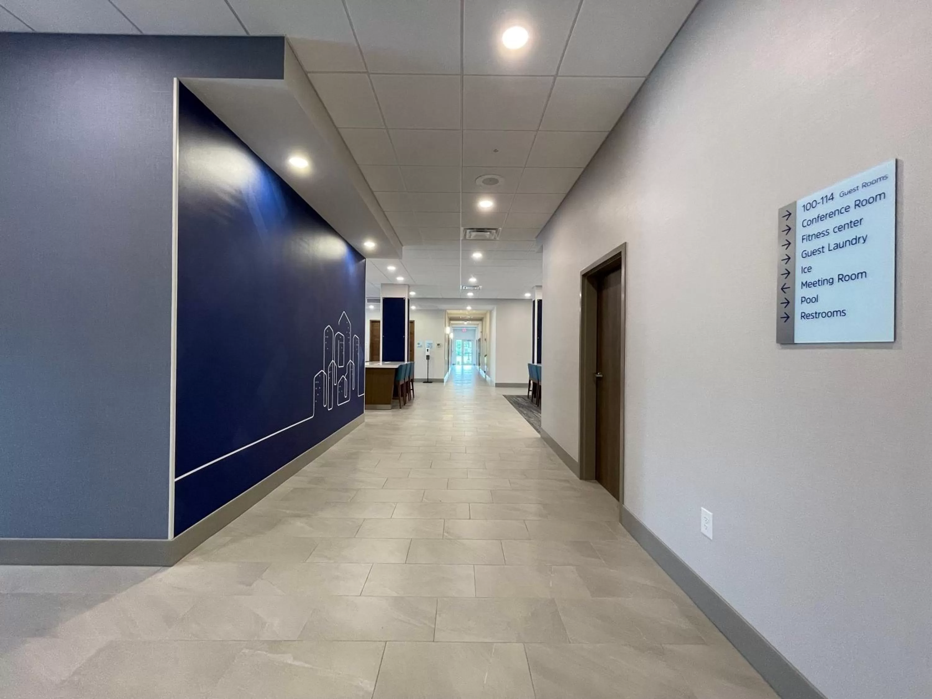 Lobby or reception in Holiday Inn Express & Suites - Ft. Smith - Airport by IHG