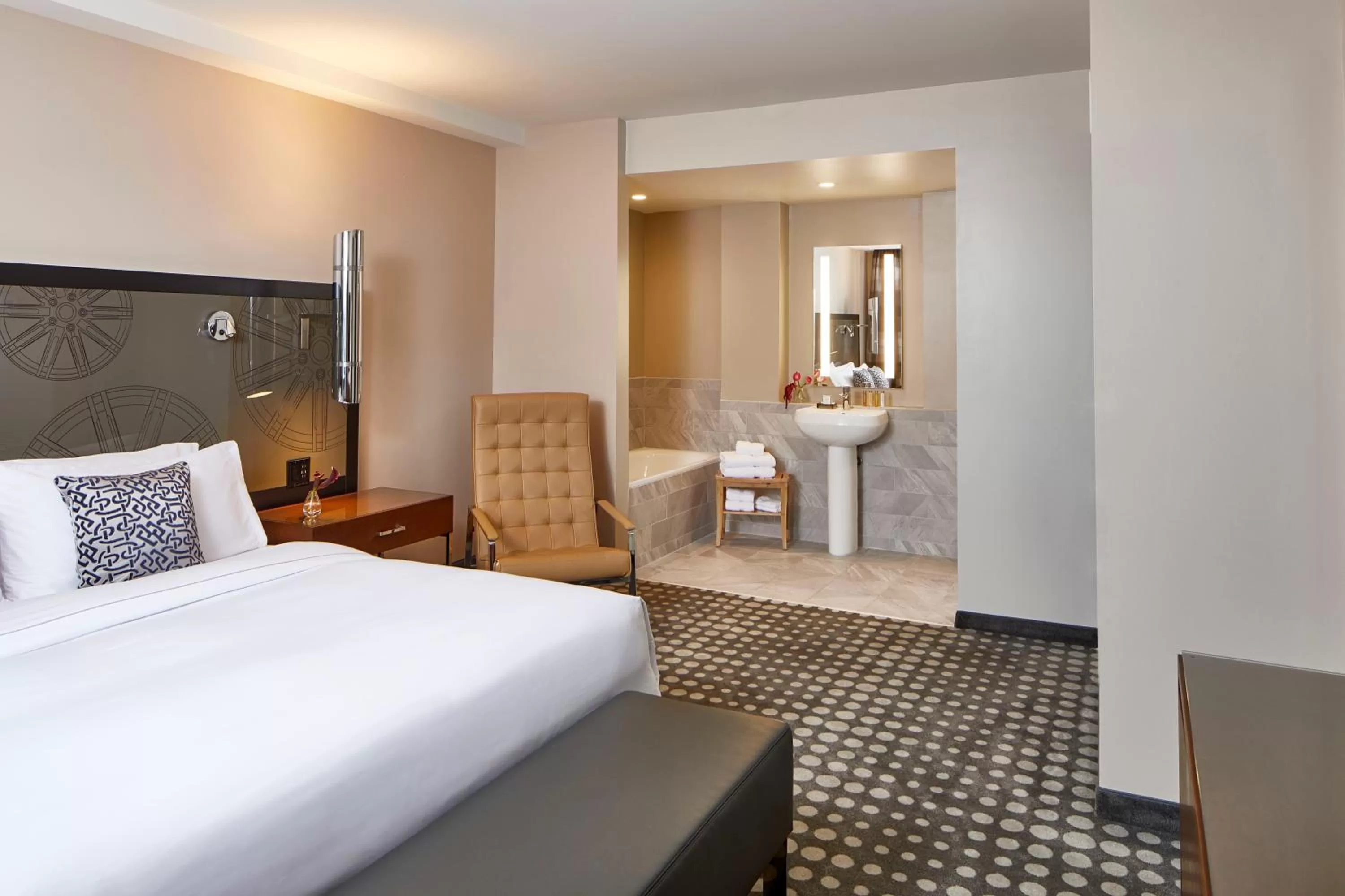 Bathroom, Bed in Kimpton Overland Hotel - Atlanta Airport by IHG