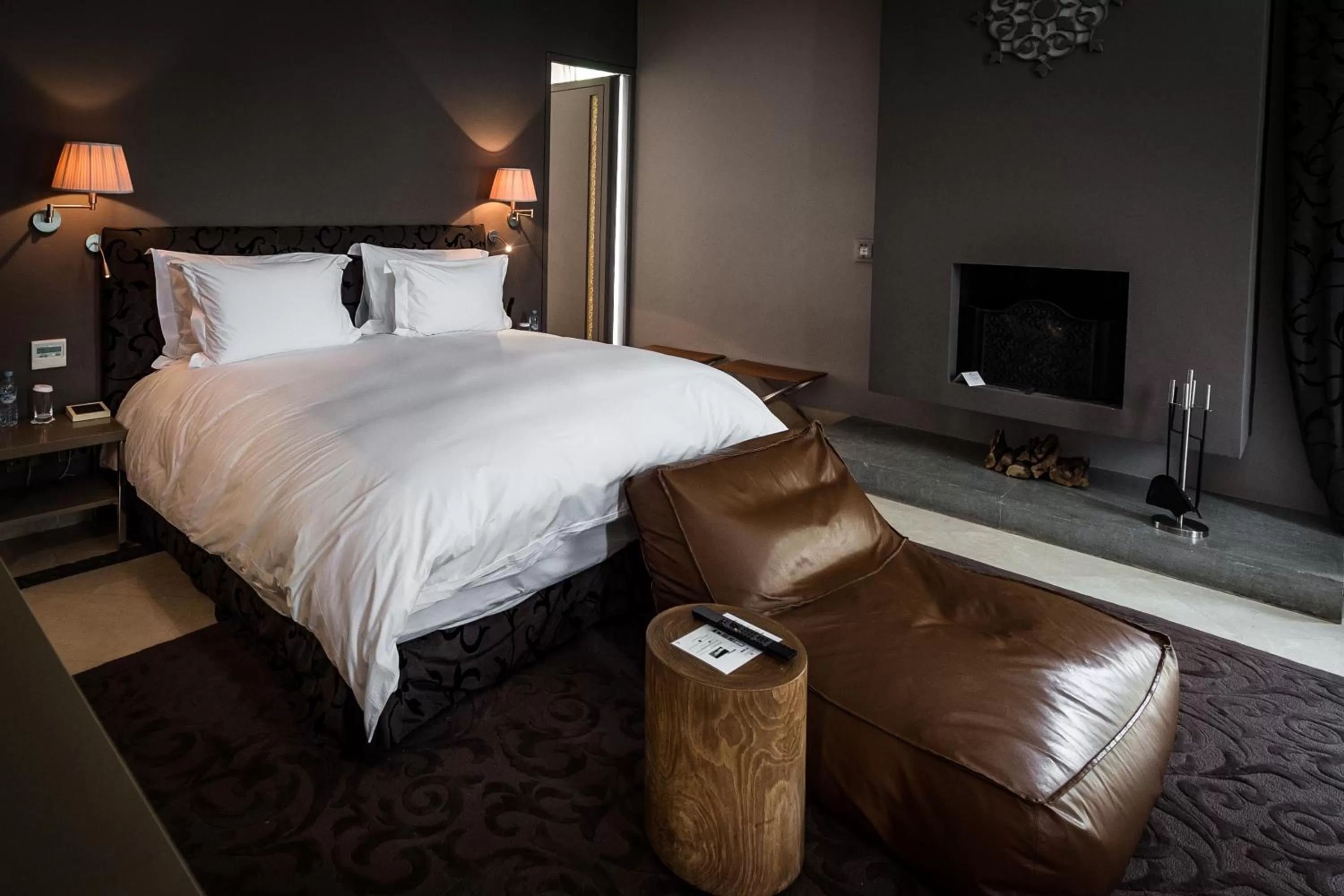 Photo of the whole room, Bed in Palais Namaskar