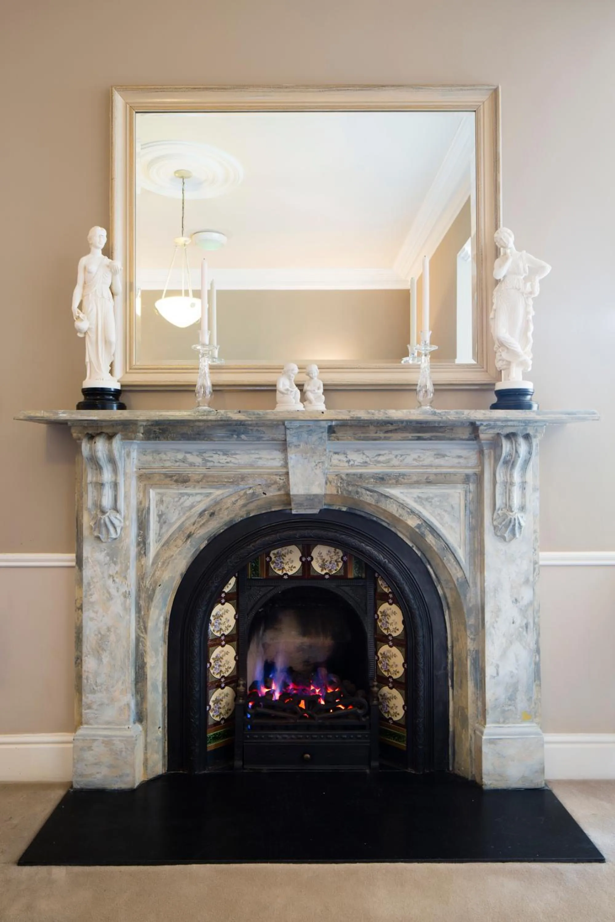 Decorative detail in Aberdeen Lodge