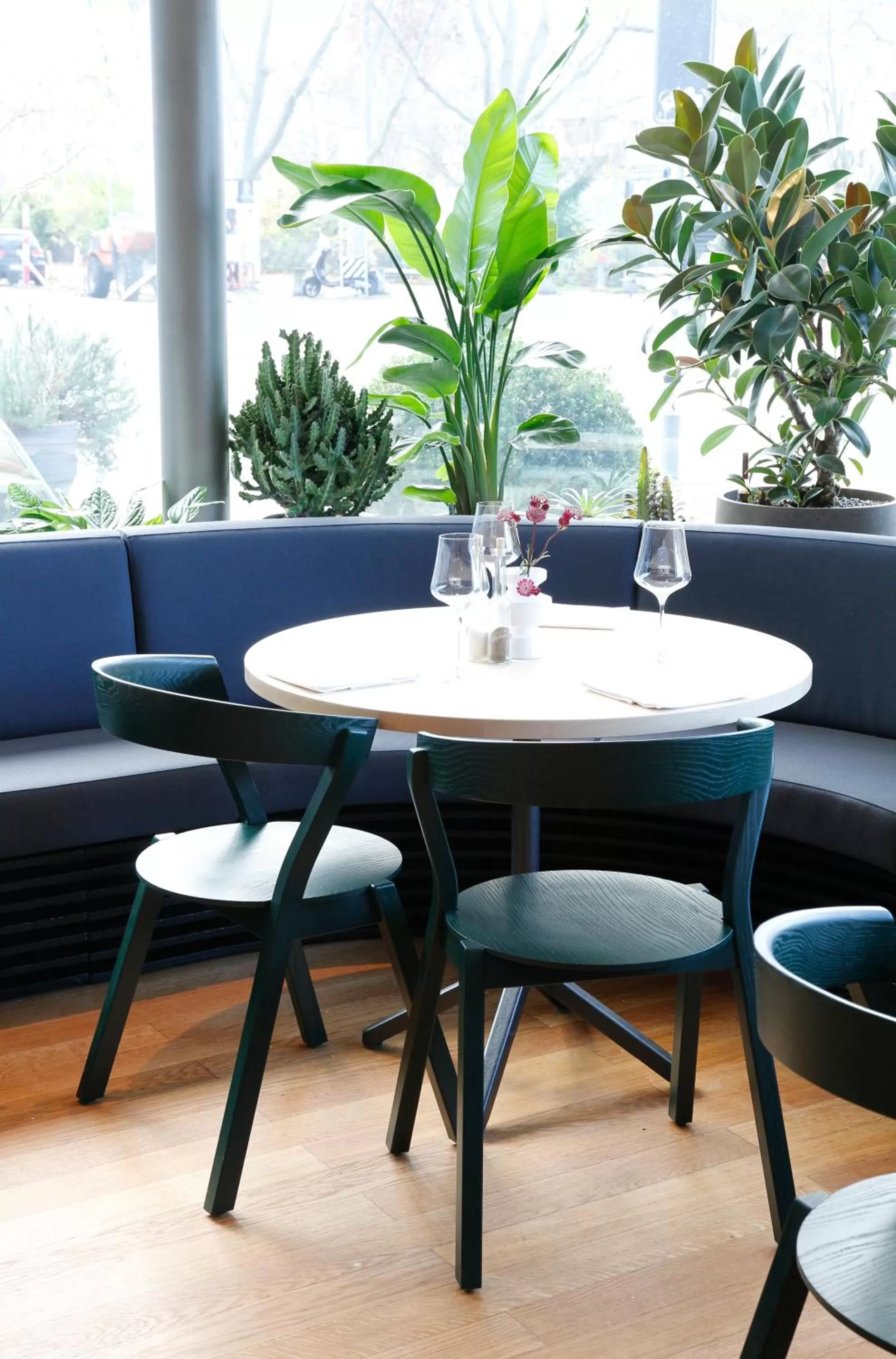 Restaurant/places to eat in Greulich Design & Boutique Hotel