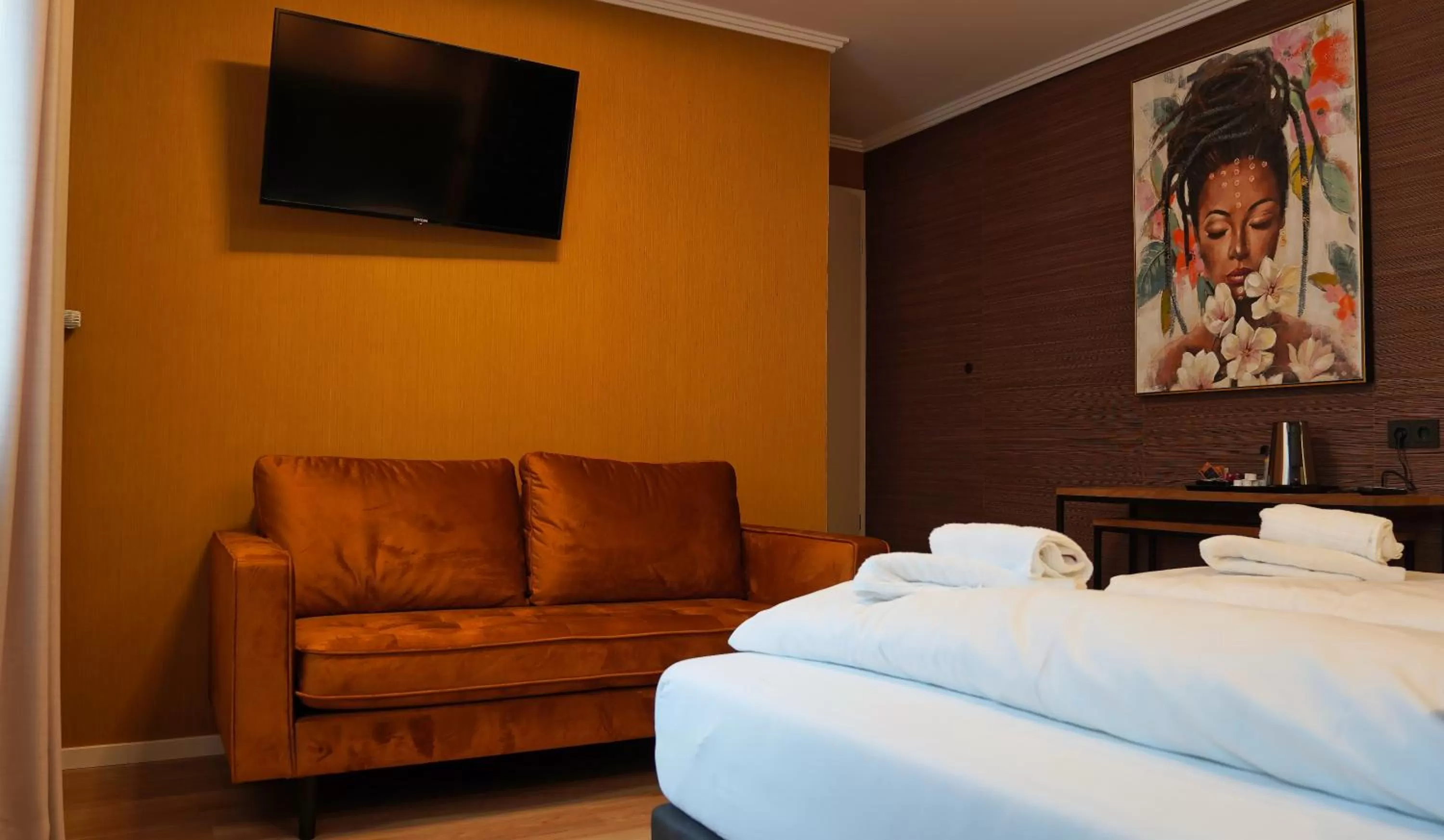 Bedroom, Bed in Hotel Porta Nigra