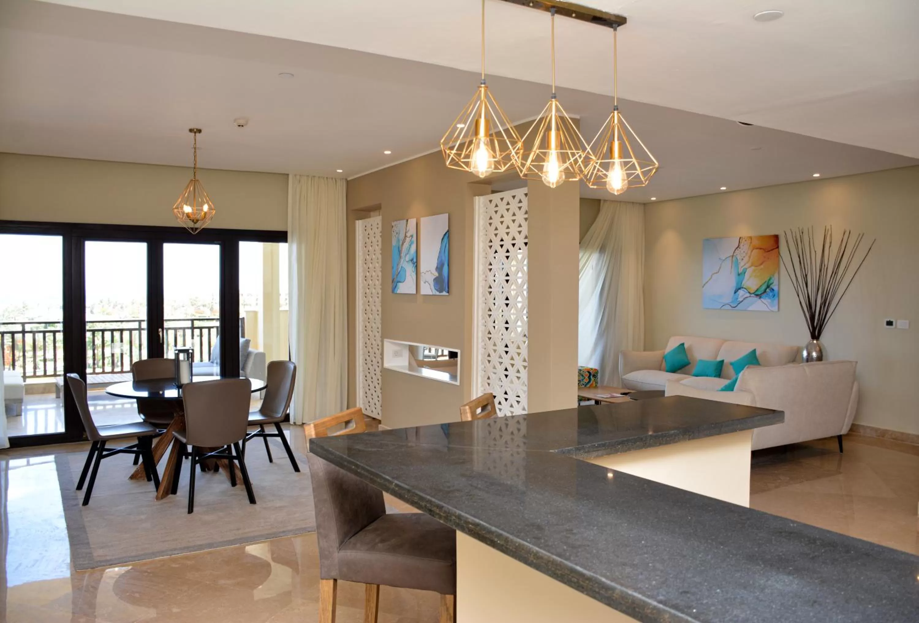 Lounge or bar in Steigenberger Aldau Beach Hotel