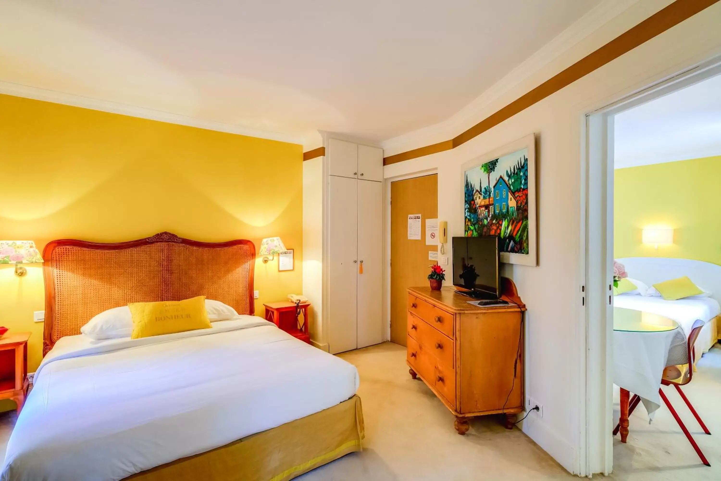 Family Apartment in Villa Escudier Appart-hôtel Family Apartment in Villa Escudier Appart-hôtel