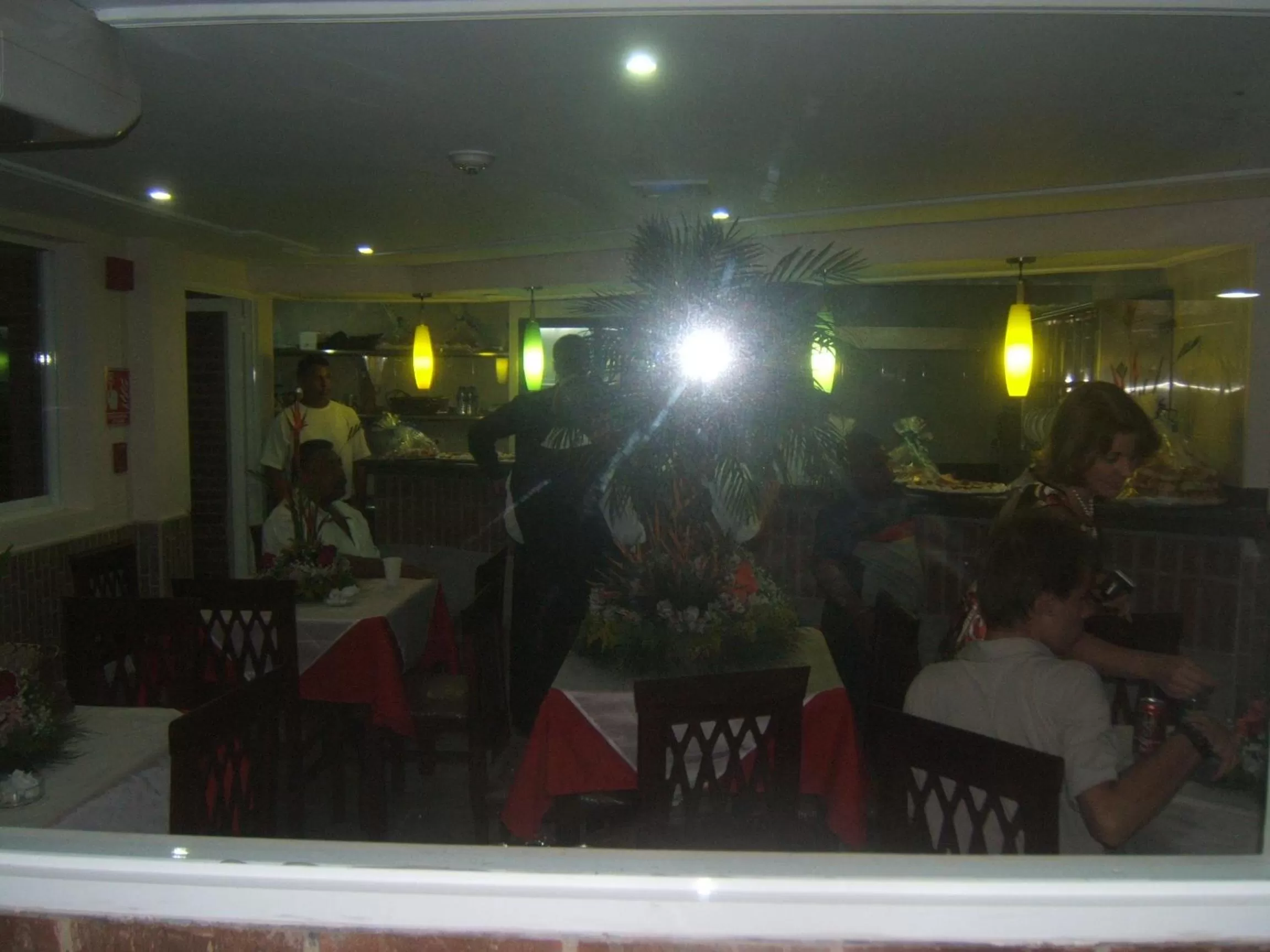 HOTEL MUEVETE POR VARGAS