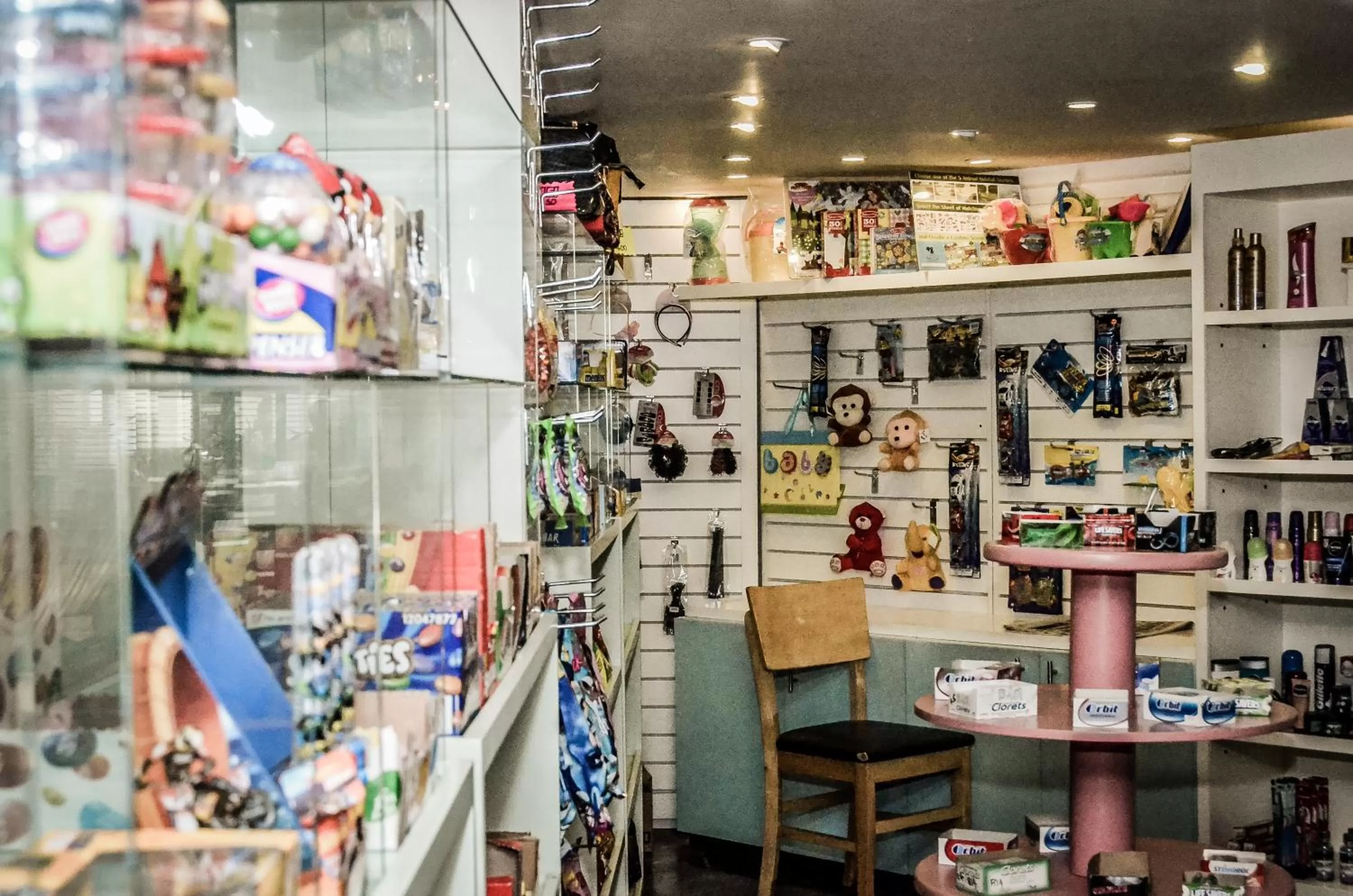 On-site shops in The Riverside Hotel